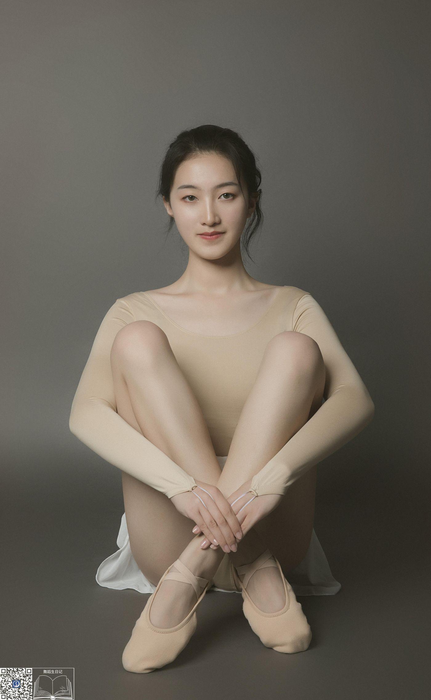 [GALLI嘉丽]舞蹈生日记 096 – 欣美[35P]插图2