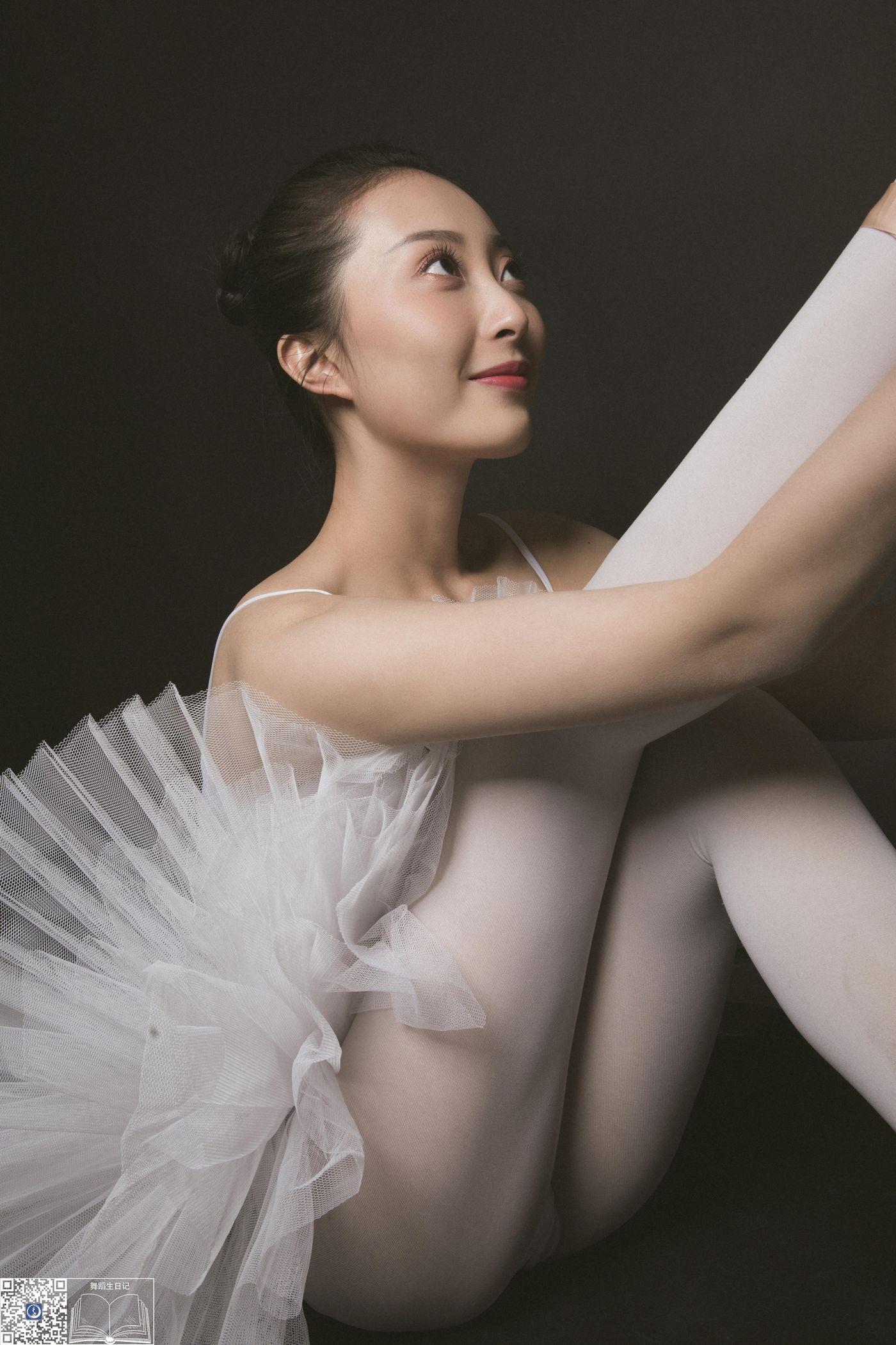 [GALLI嘉丽]舞蹈生日记 004 – 佳敏[42P]插图8