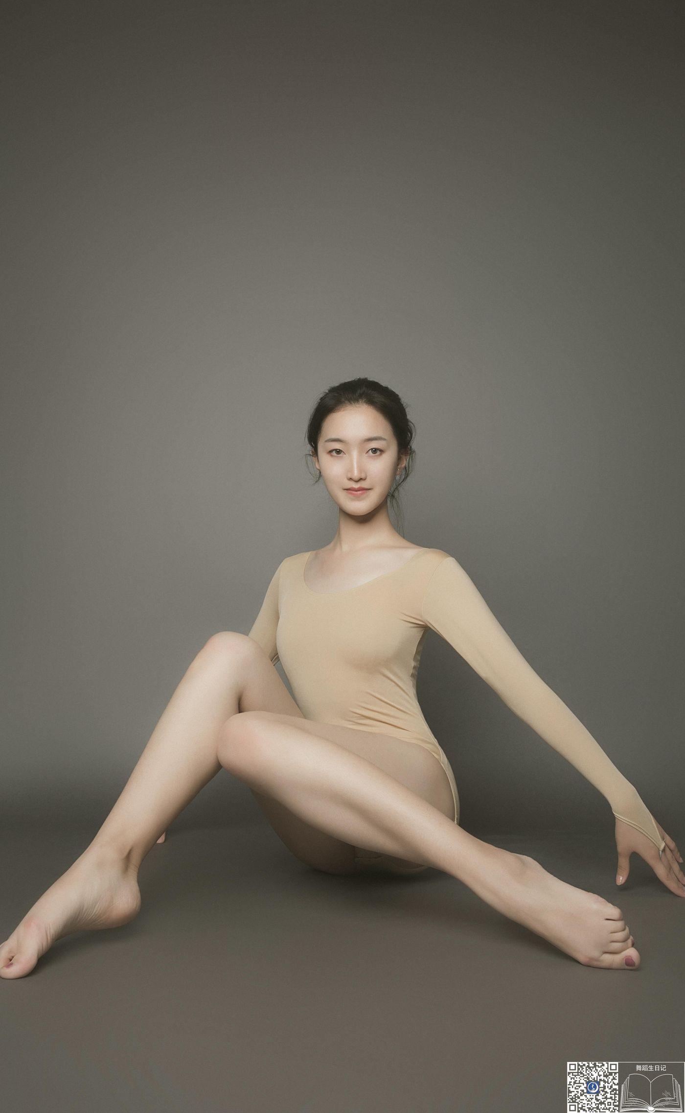 [GALLI嘉丽]舞蹈生日记 003 – 欣美[34P]插图
