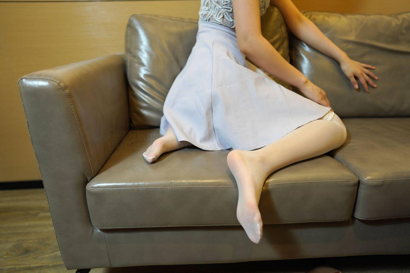 袜小喵 KT241 穿上直筒袜 [99P]插图2