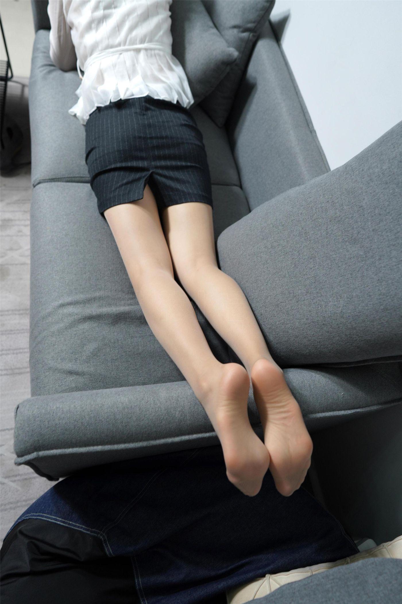 袜小喵 KT225 别说话！看腿 [96P]插图1