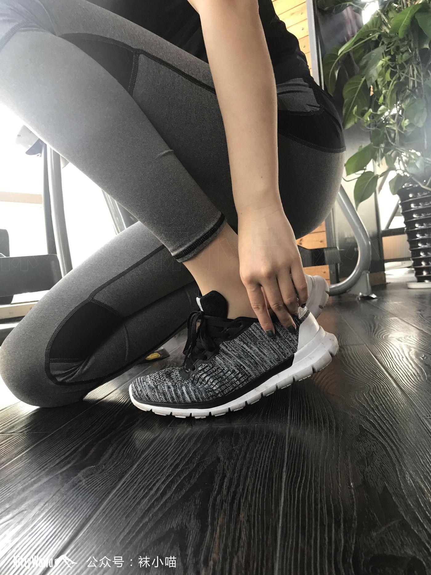 袜小喵 KT071 喵姐姐的健身课 [93P]插图7