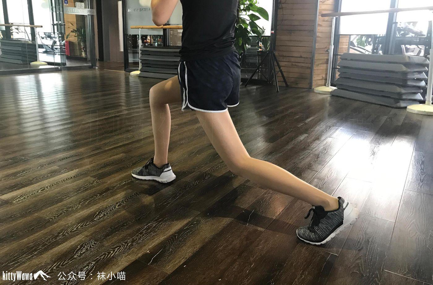 袜小喵 KT071 喵姐姐的健身课 [93P]插图2