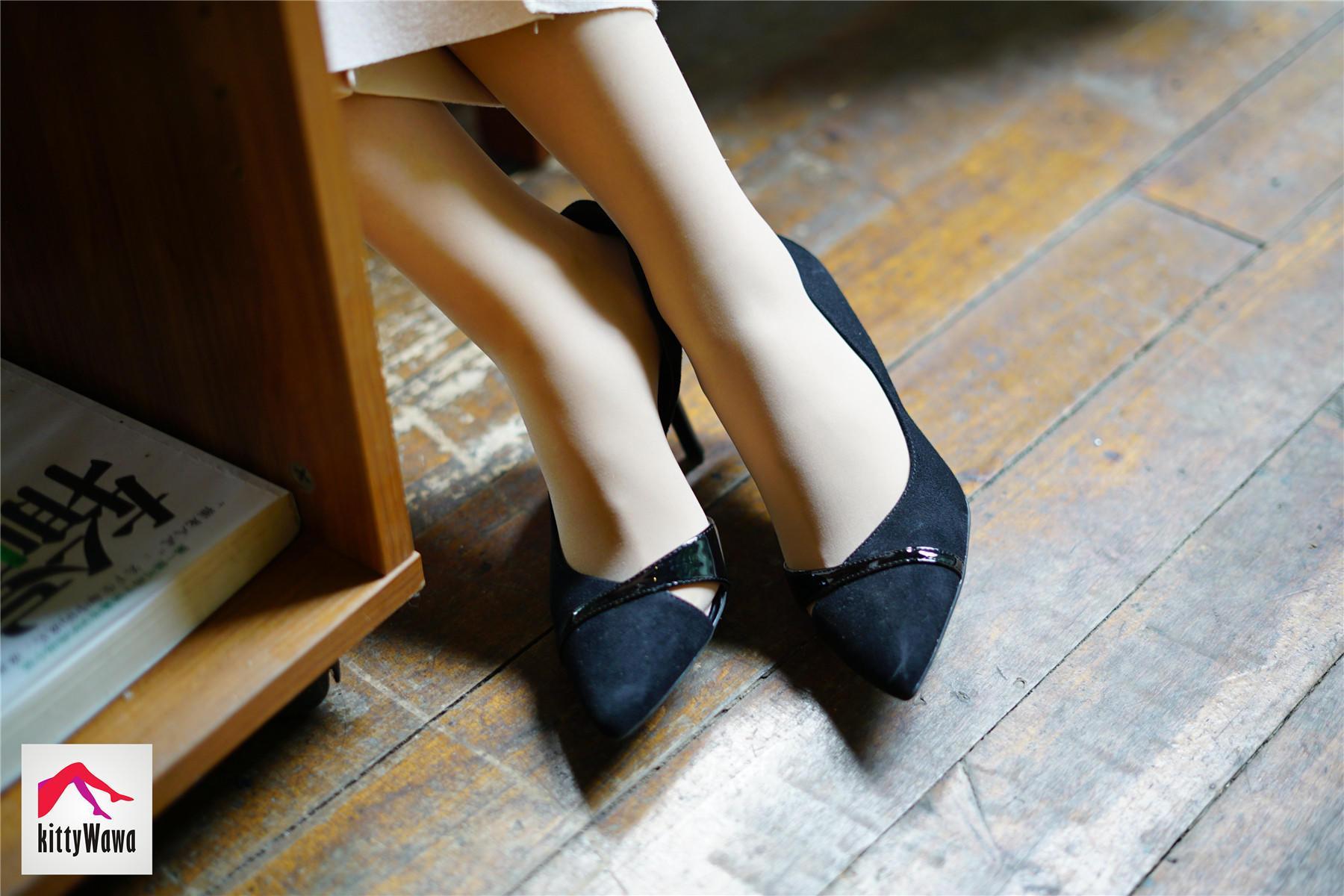 袜小喵 KT022 女王和喵 [99P]插图5