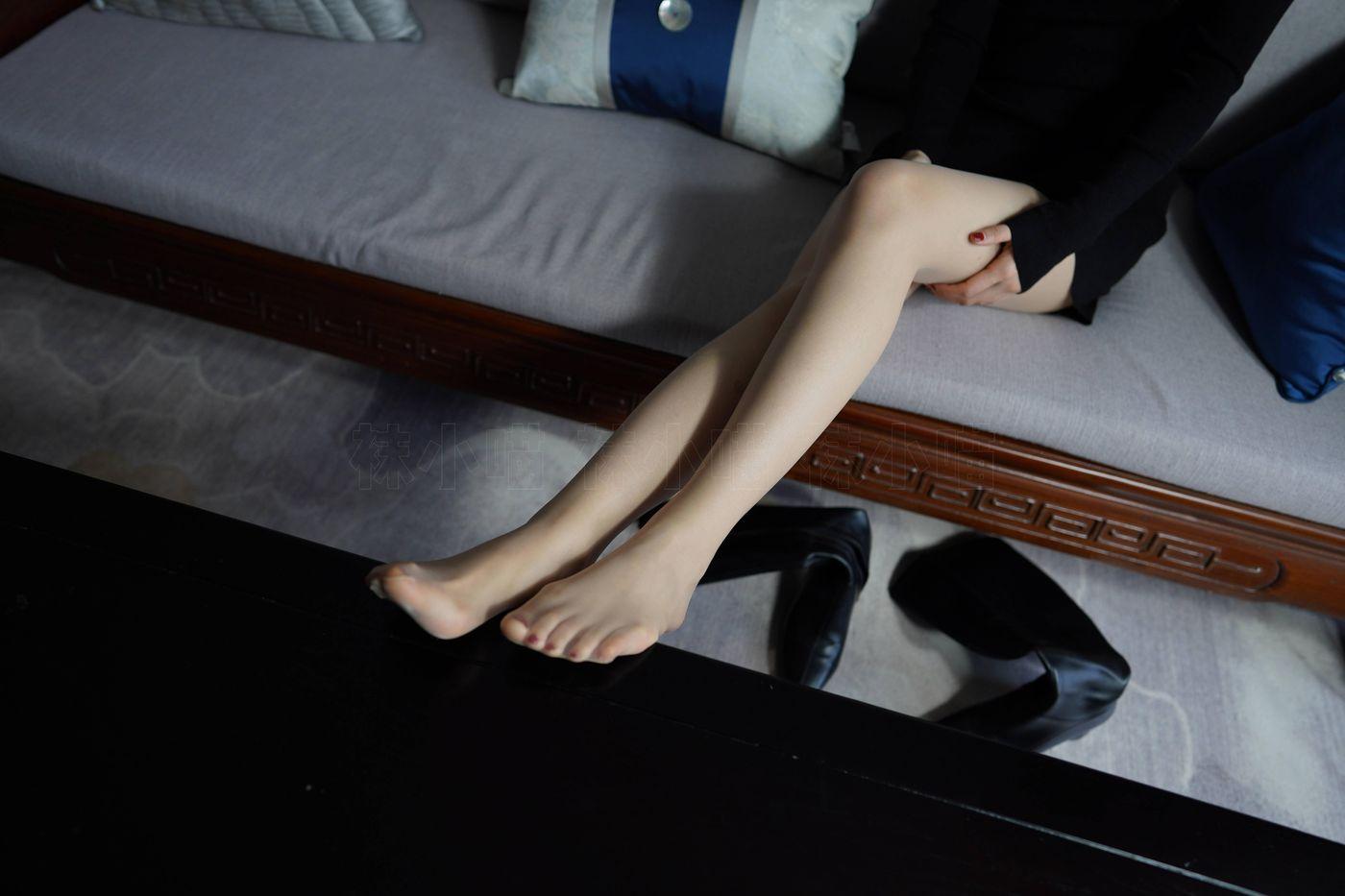 袜小喵 KT264 黑短裙与靴 [99P]插图