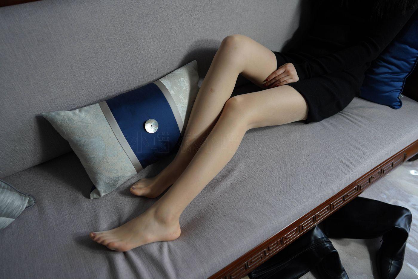 袜小喵 KT264 黑短裙与靴 [99P]插图9