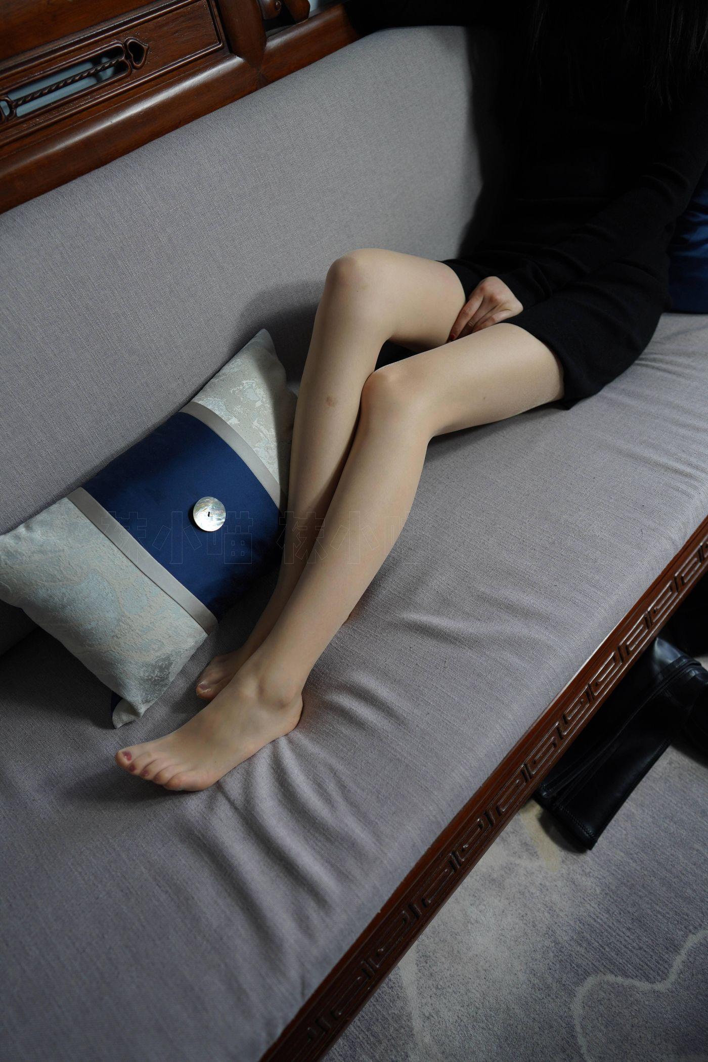 袜小喵 KT264 黑短裙与靴 [99P]插图