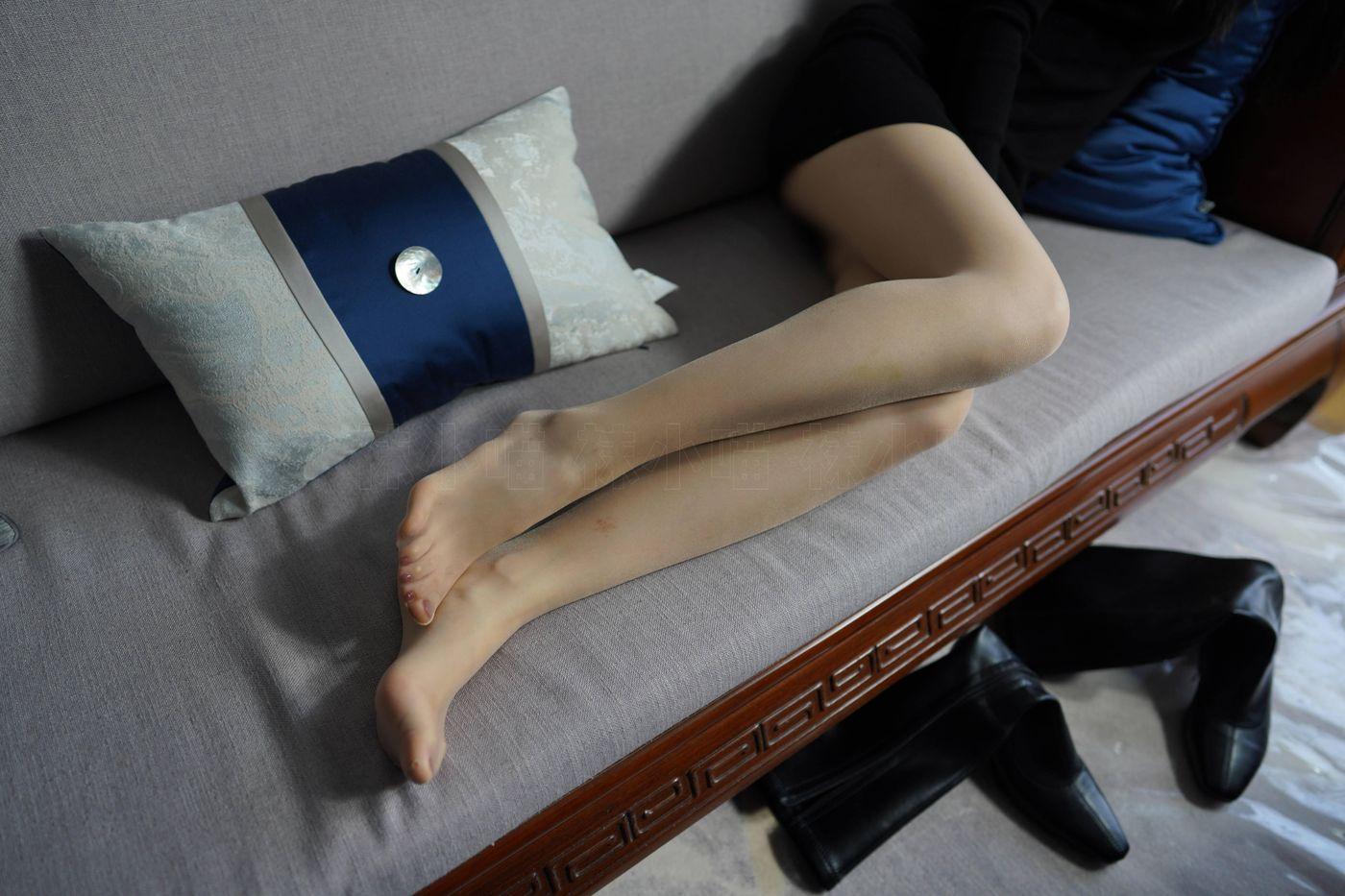袜小喵 KT264 黑短裙与靴 [99P]插图6