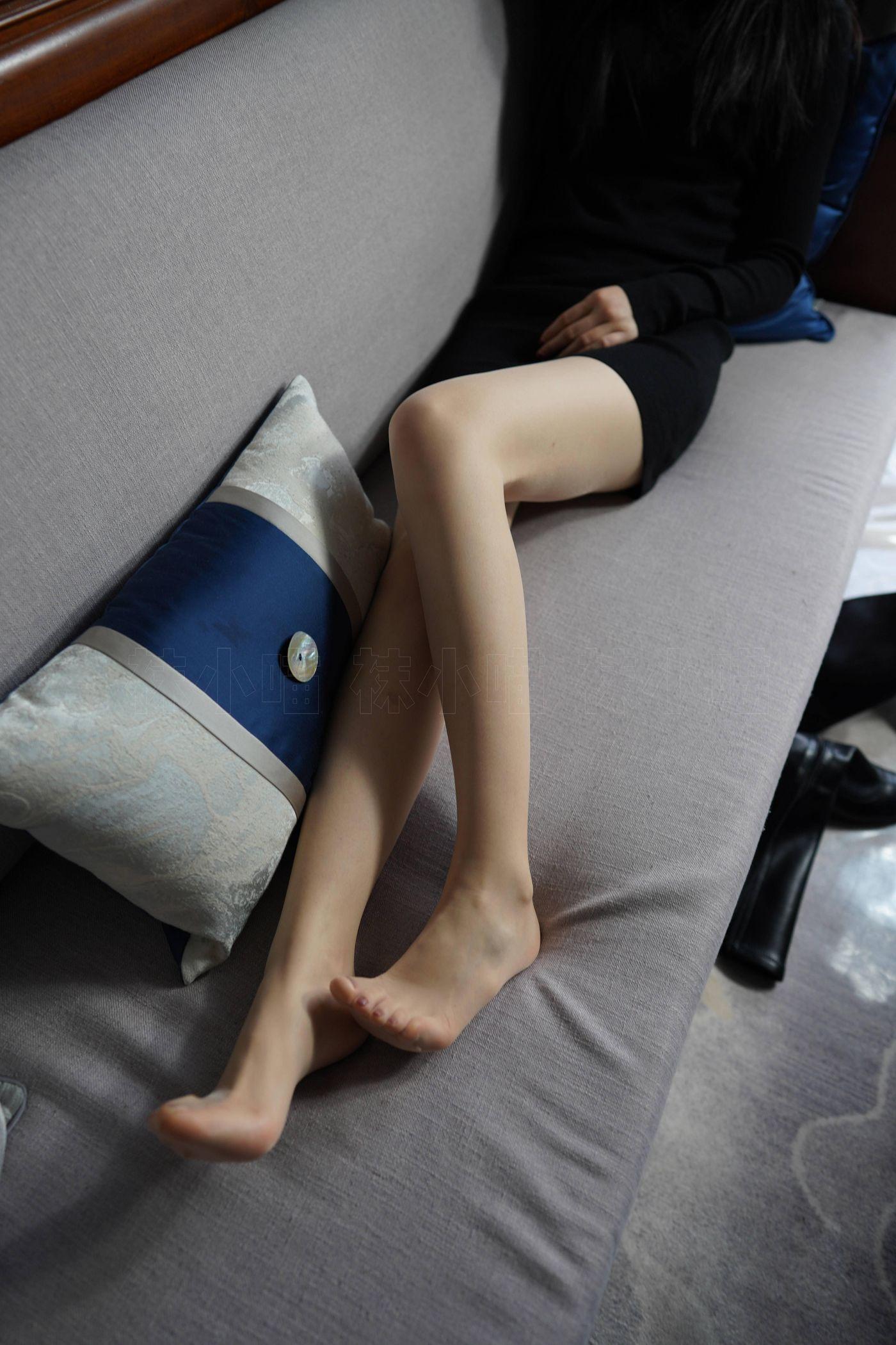 袜小喵 KT264 黑短裙与靴 [99P]插图4