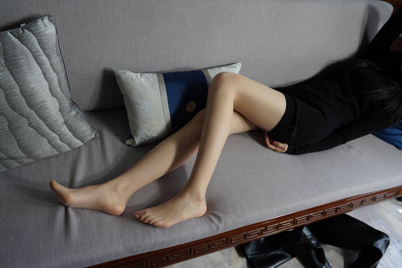 袜小喵 KT264 黑短裙与靴 [99P]插图6