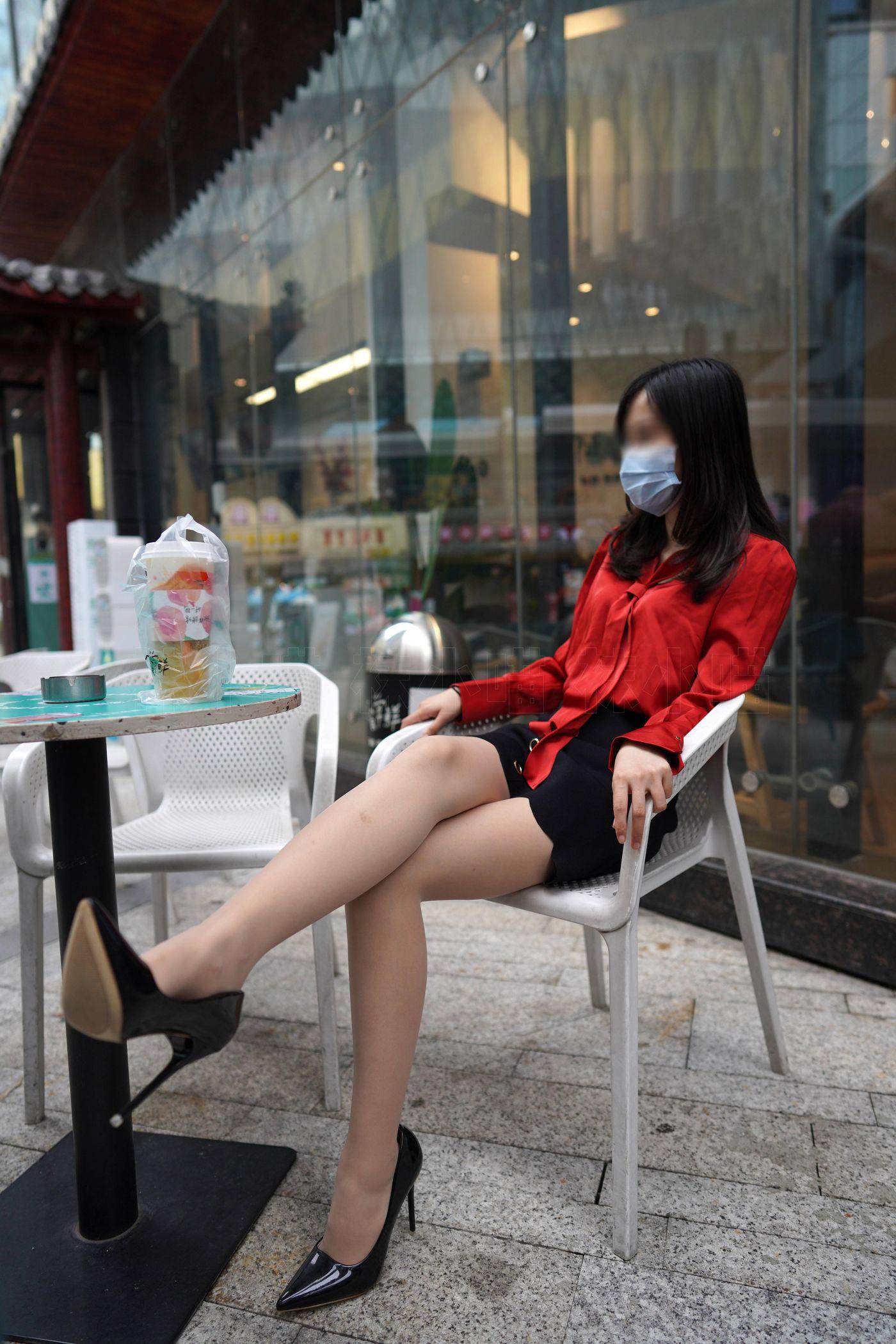 袜小喵 KT242 职场小辣椒 [99P]插图4