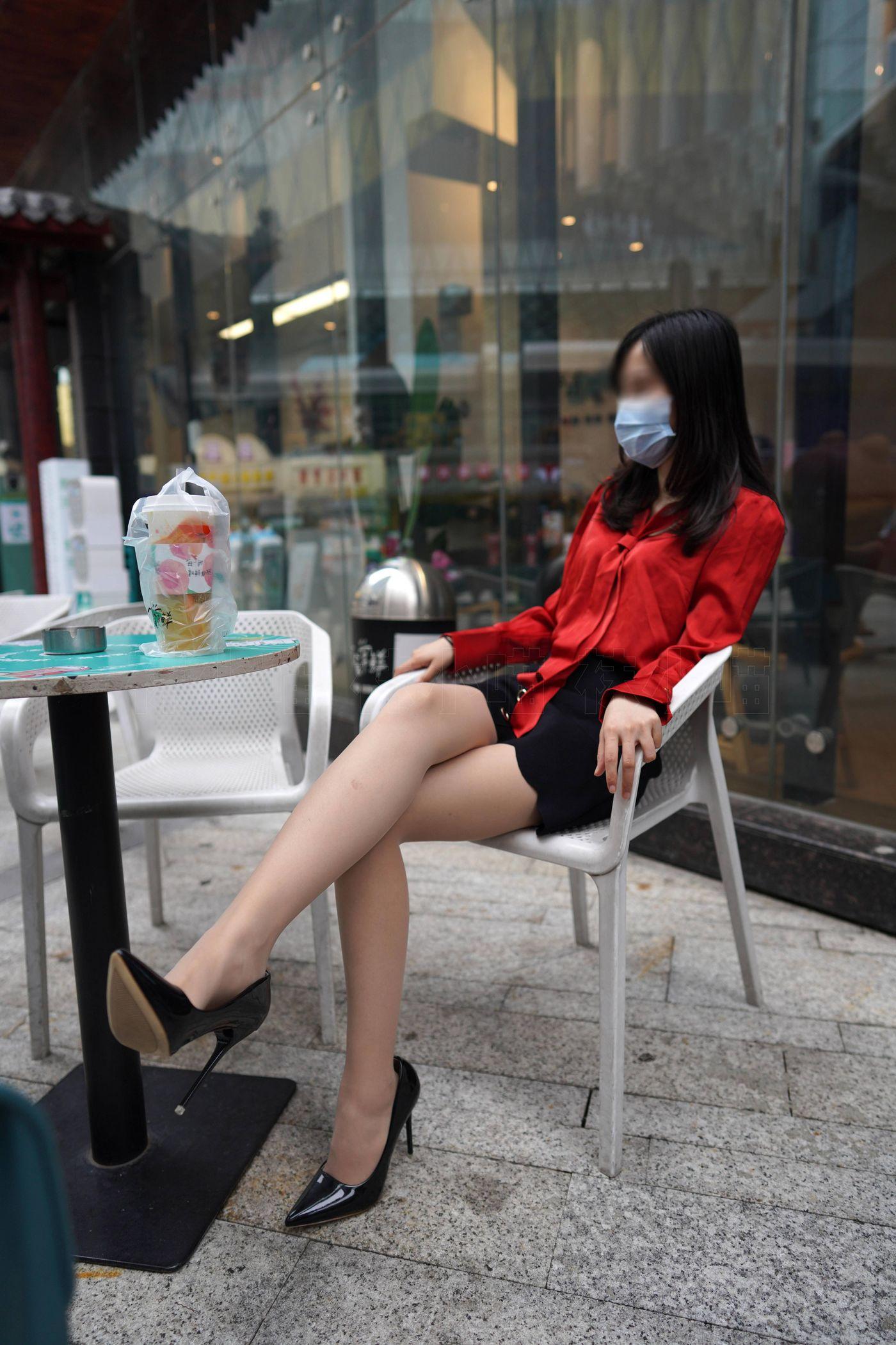 袜小喵 KT242 职场小辣椒 [99P]插图5