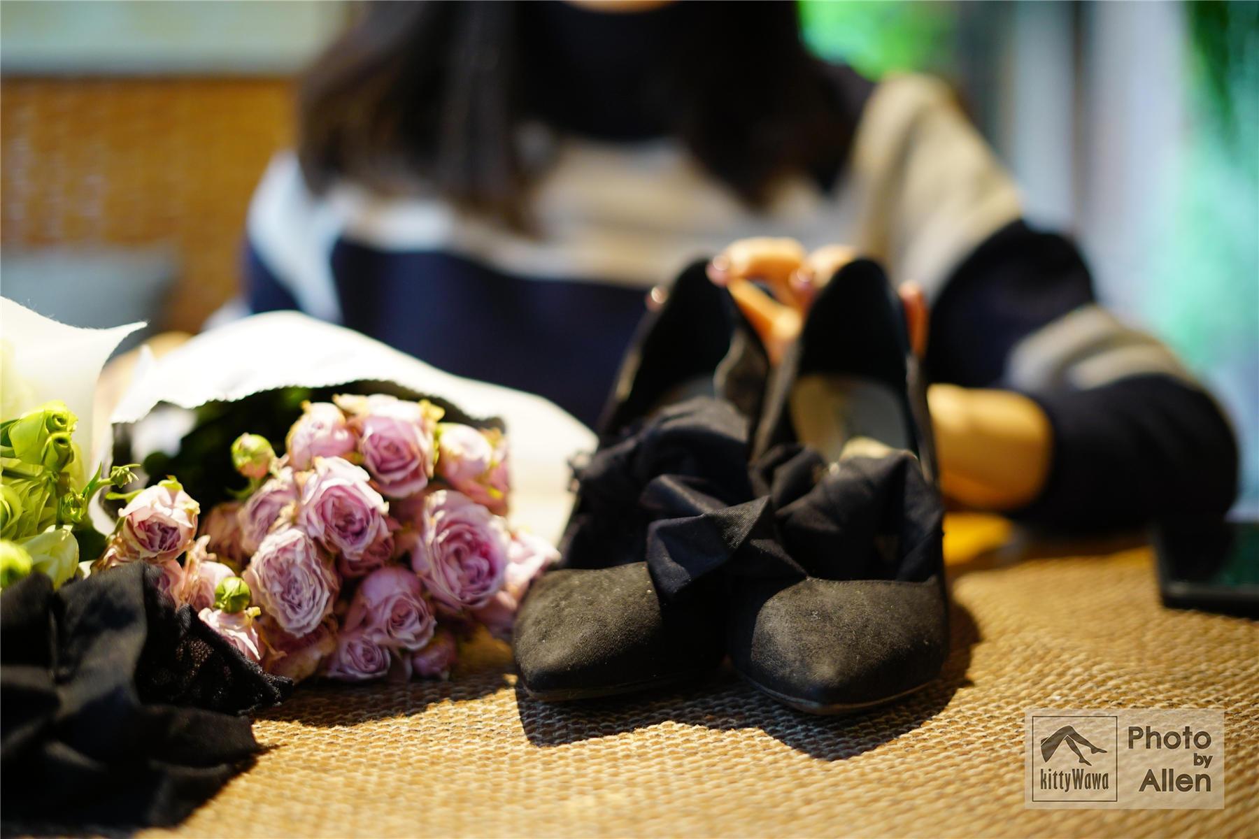 袜小喵 KT025 被花耽误的一期 [99P]插图1