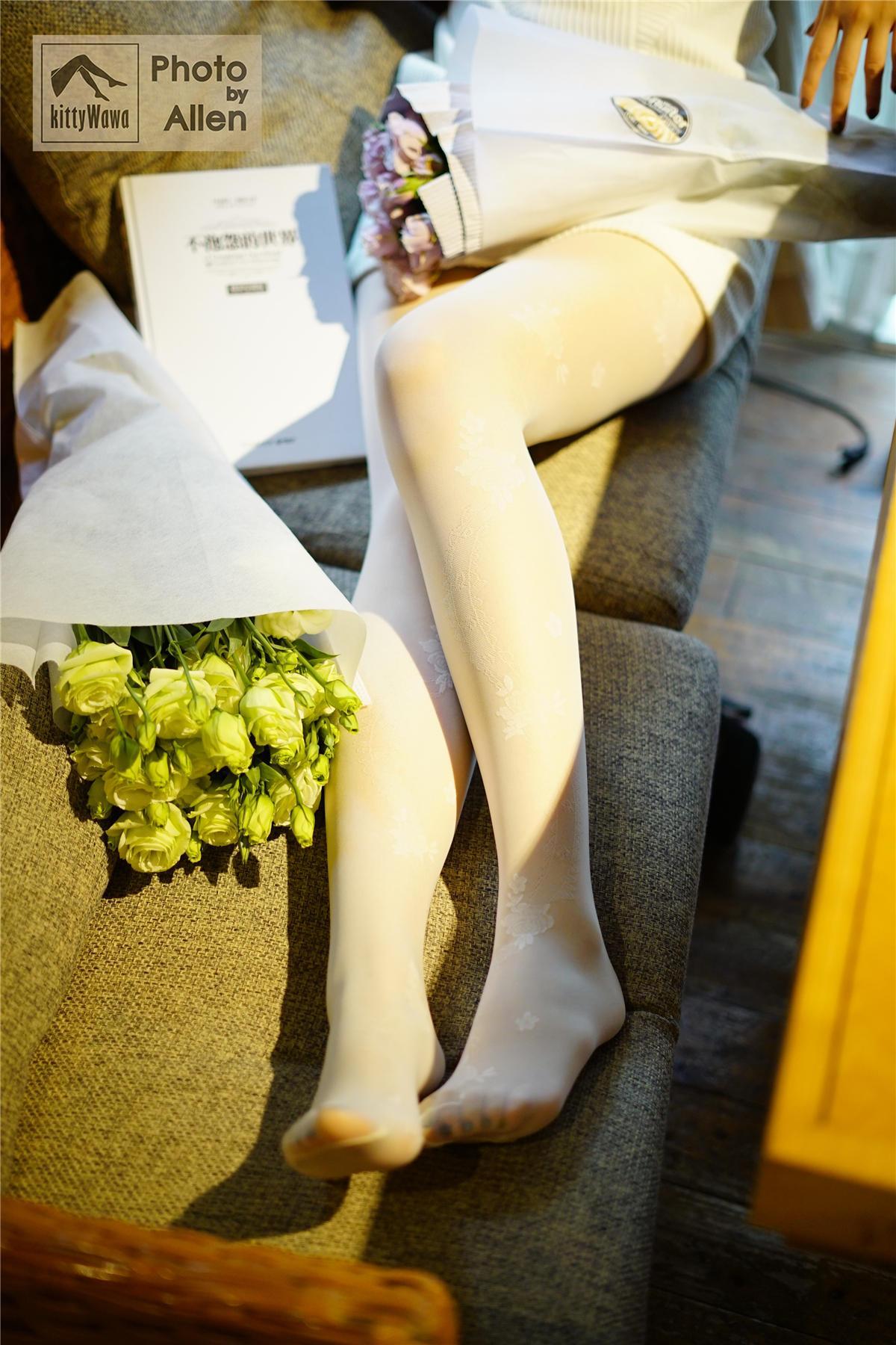 袜小喵 KT025 被花耽误的一期 [99P]插图6