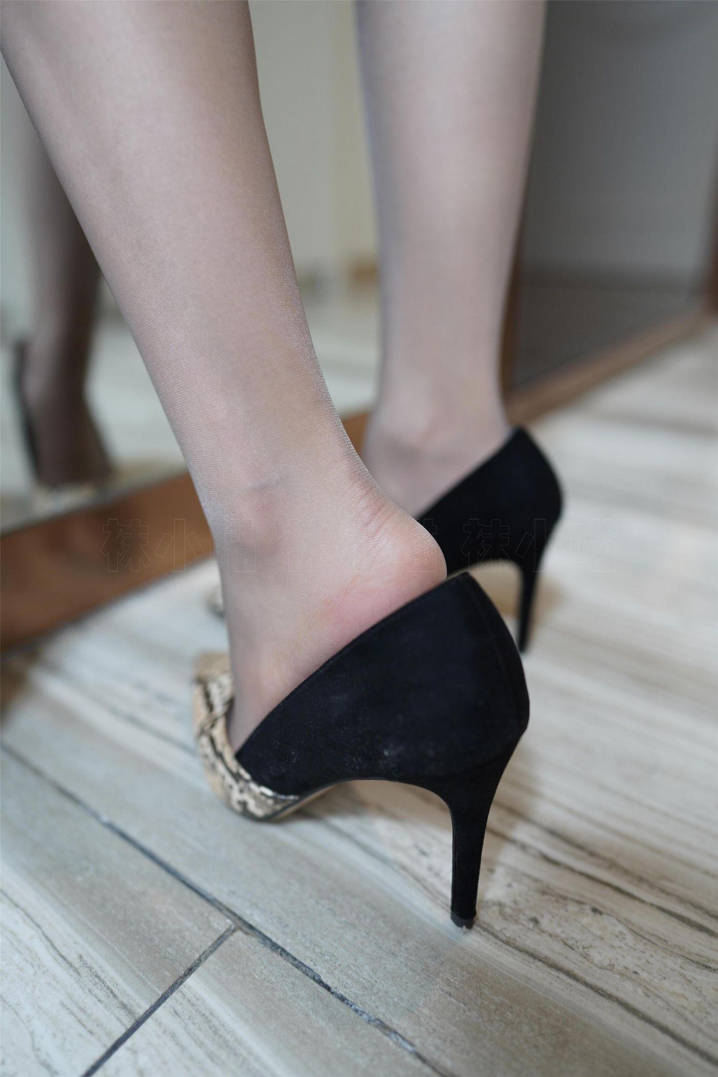 袜小喵 KT236 搔腿弄姿 [88P]插图6