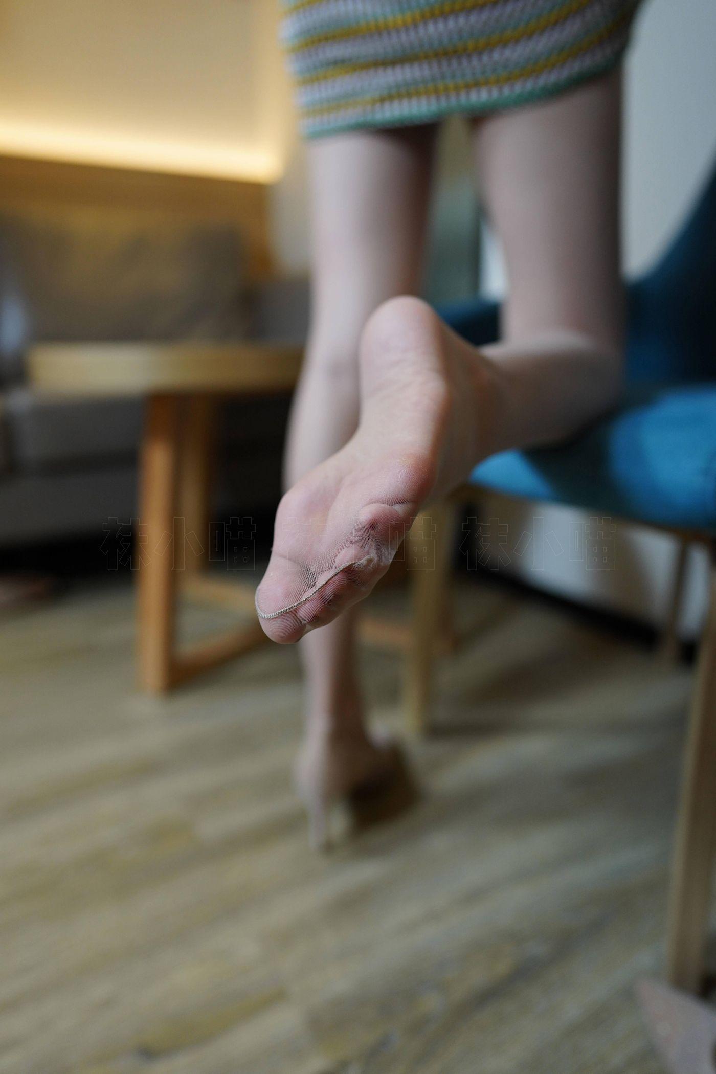 袜小喵 KT243 开裆丝，仙女袜 [99P]插图