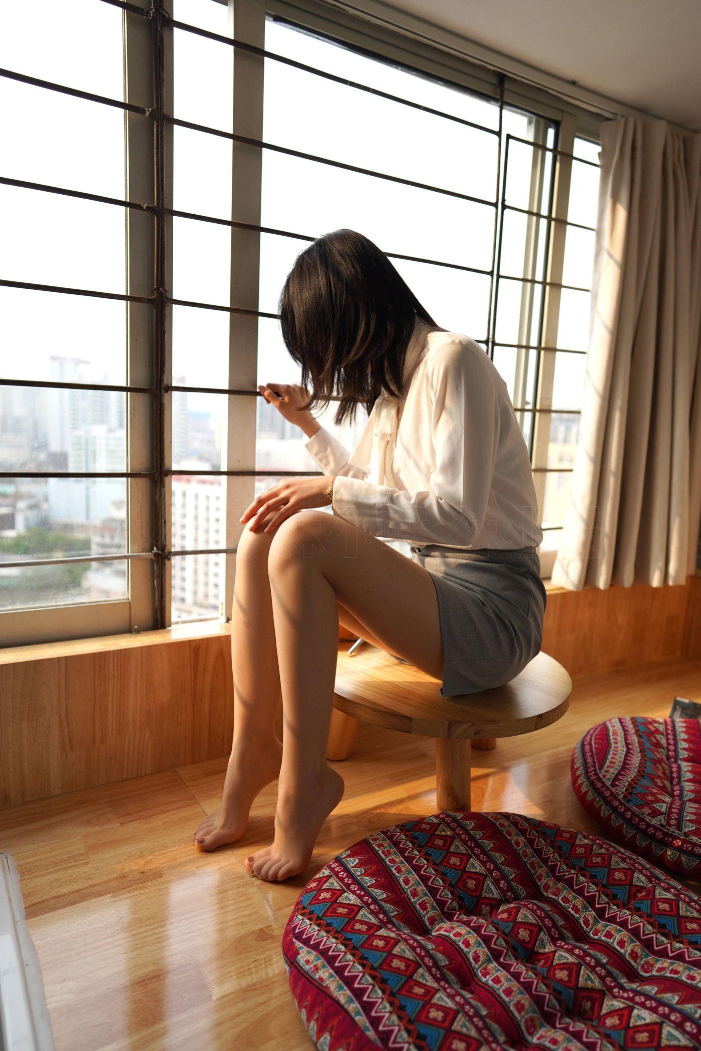 袜小喵 KT278 晒太阳[96P]插图2