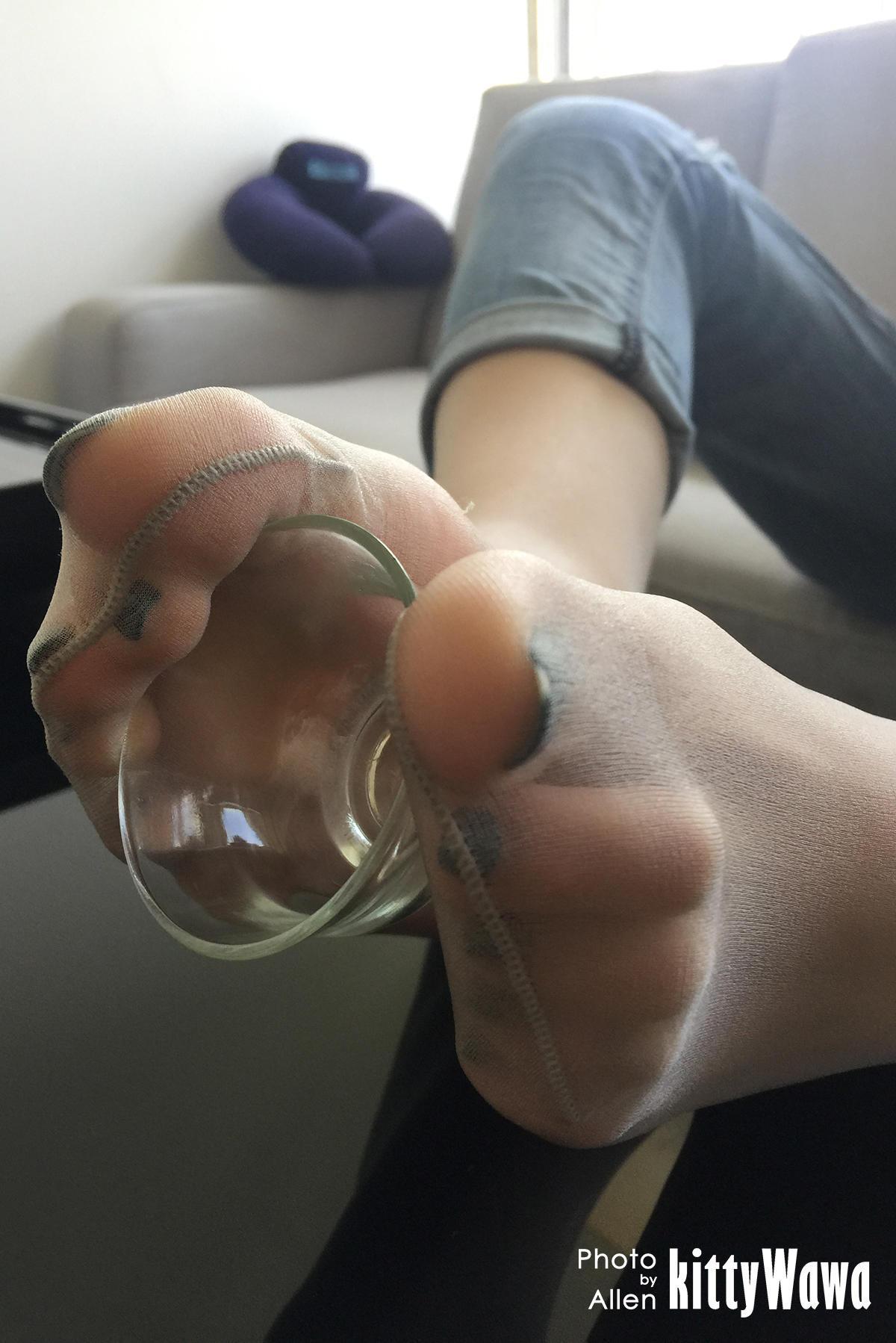袜小喵 KT001 玩物 茶杯 [56P]插图1