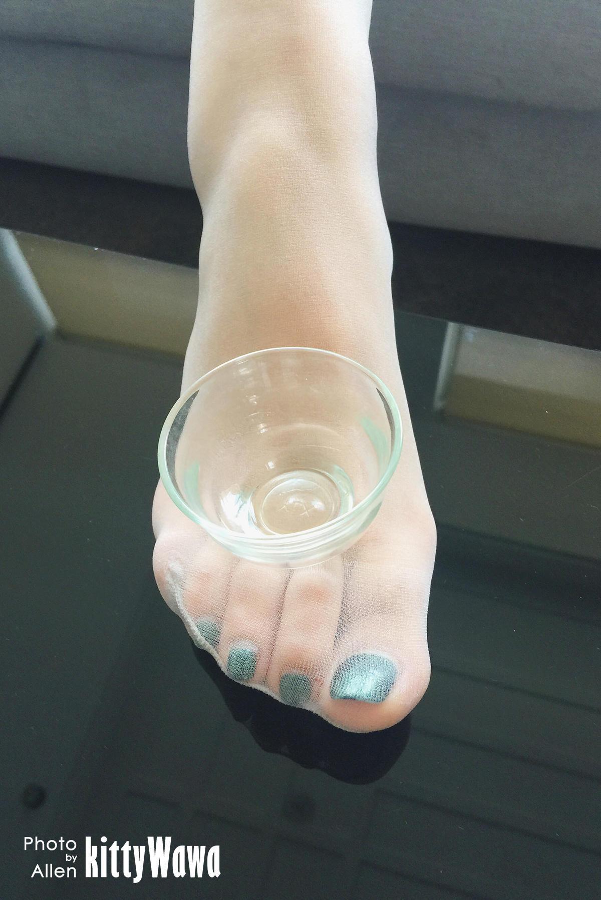 袜小喵 KT001 玩物 茶杯 [56P]插图4