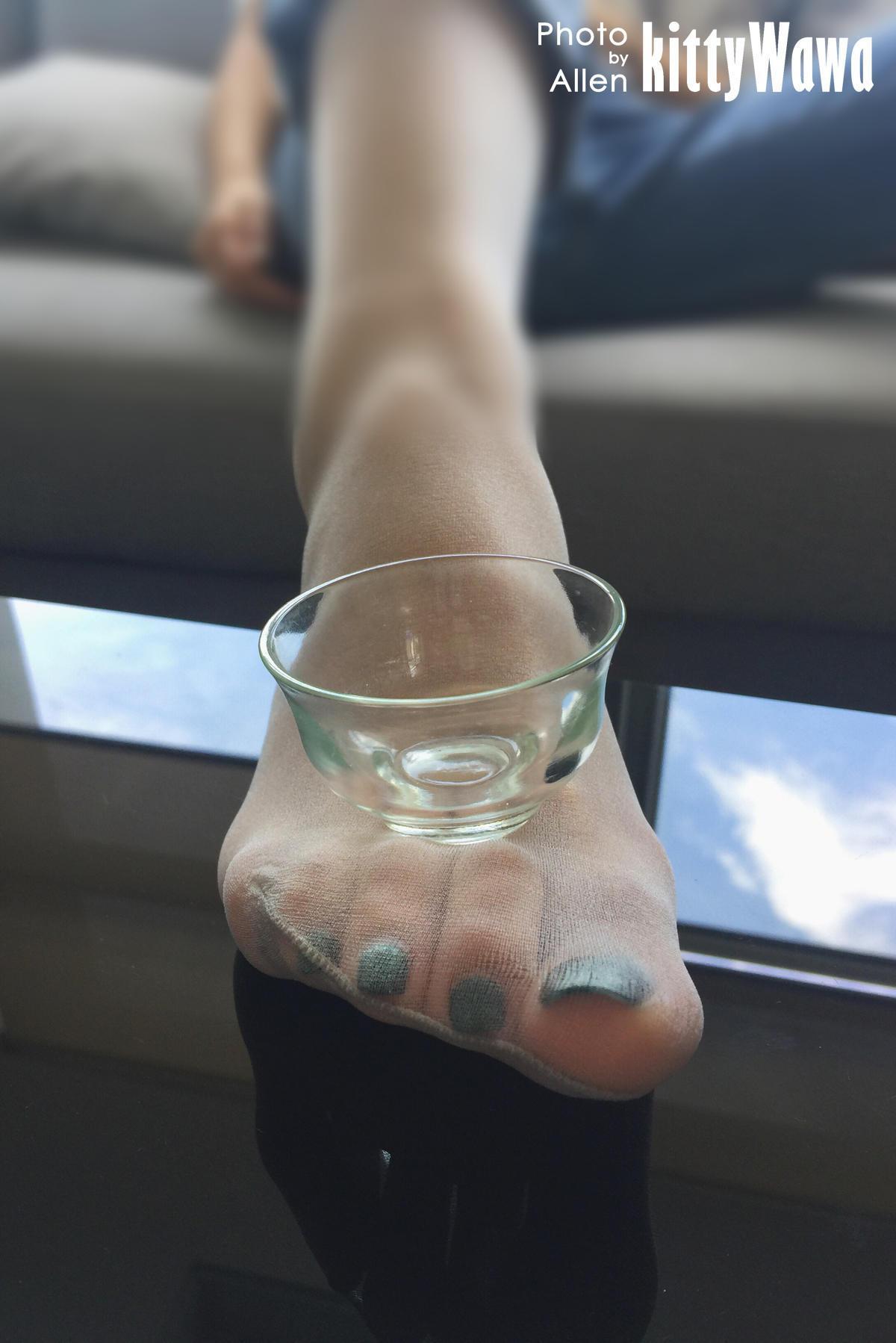 袜小喵 KT001 玩物 茶杯 [56P]插图5