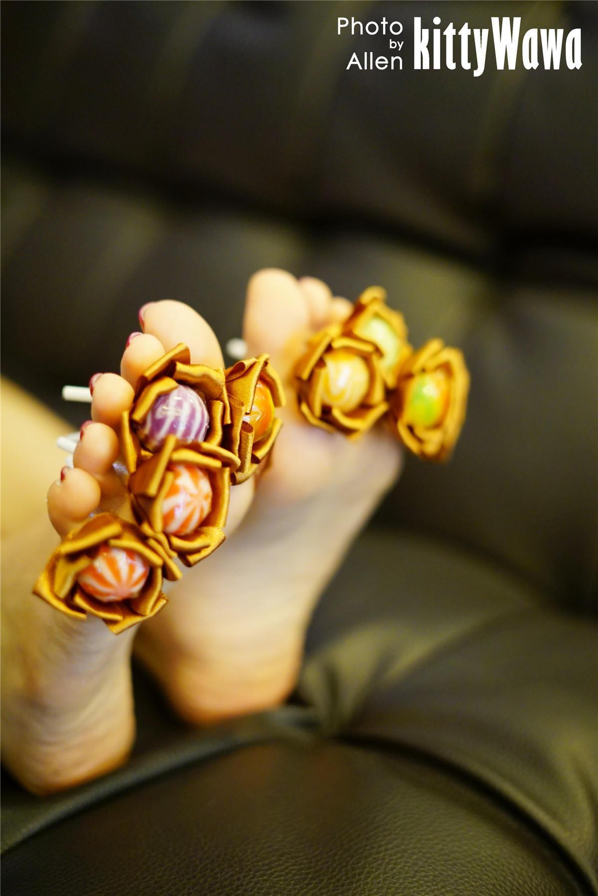 袜小喵 KT004 玩物棒棒糖 [99P]插图