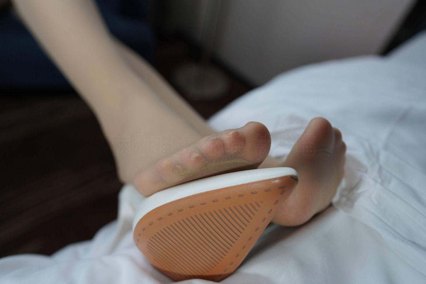 袜小喵 KT252 浅蓝连衣裙 [88P]插图5