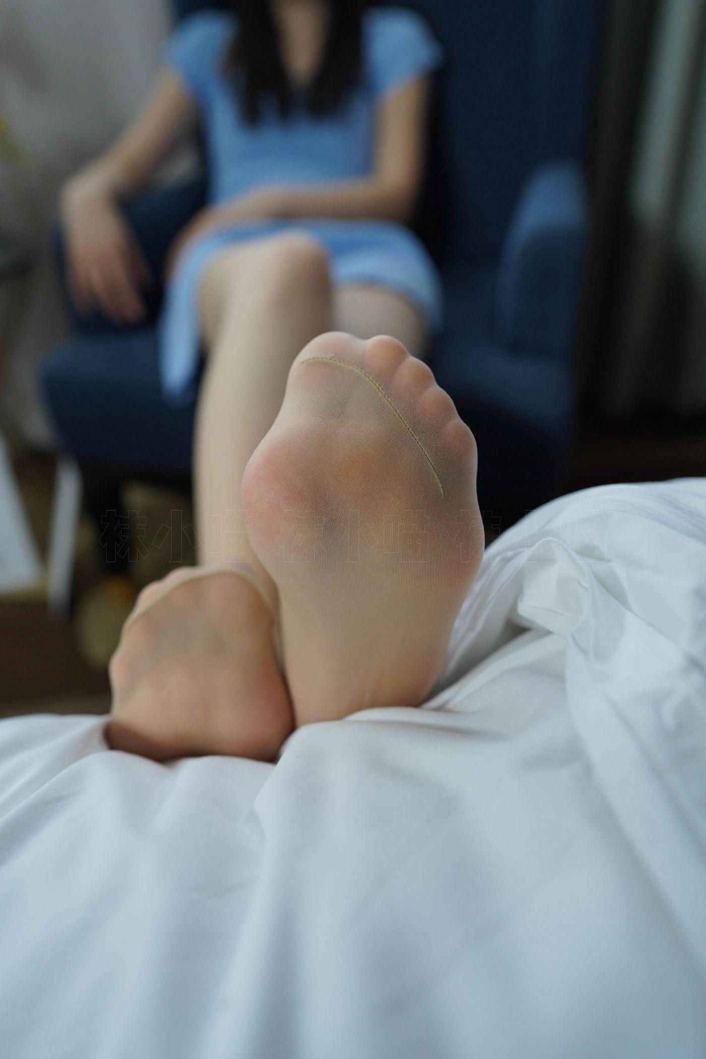 袜小喵 KT252 浅蓝连衣裙 [88P]插图7
