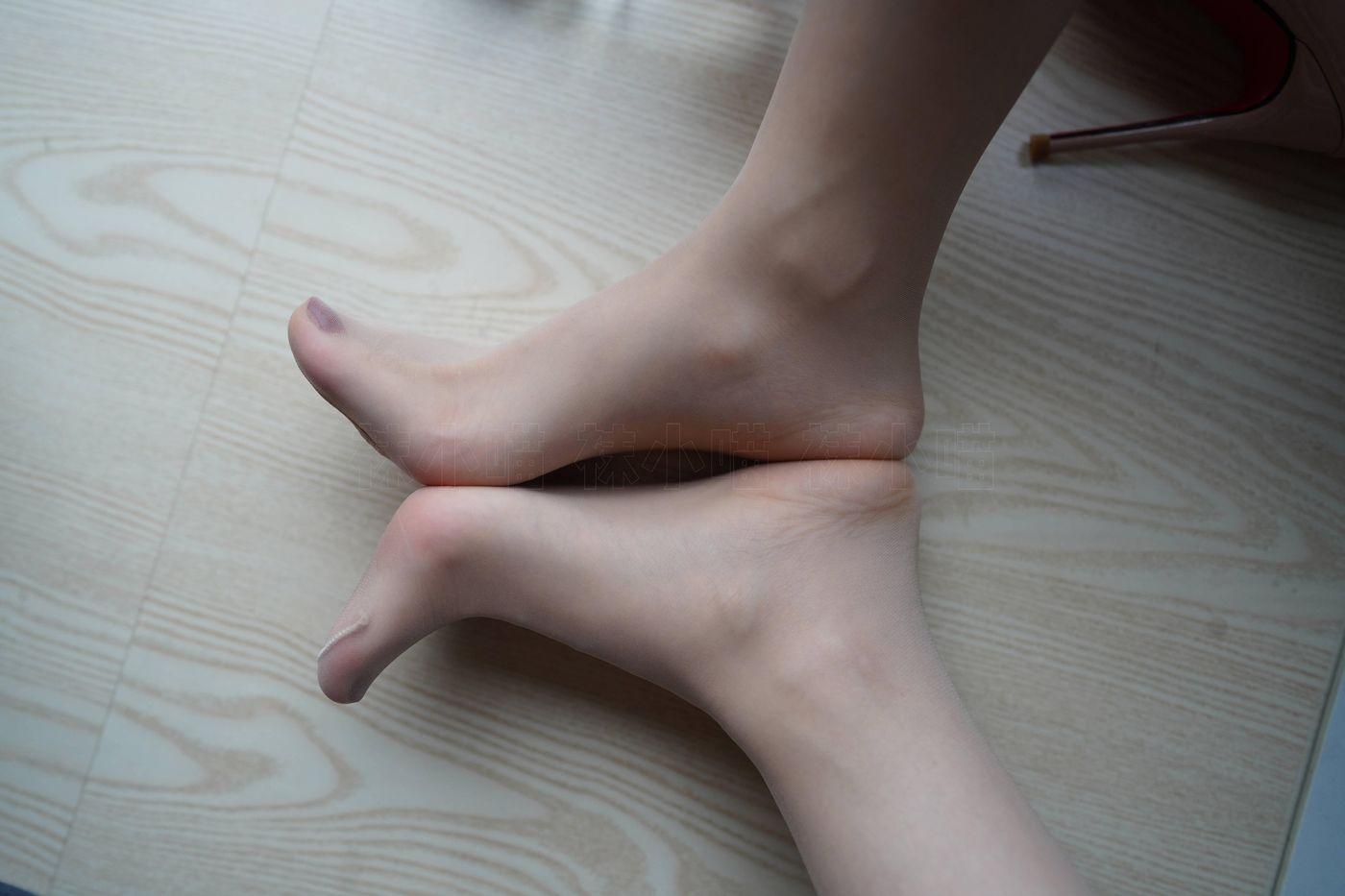 [kittyWawa袜小喵]KT284 窗台[89P]插图5