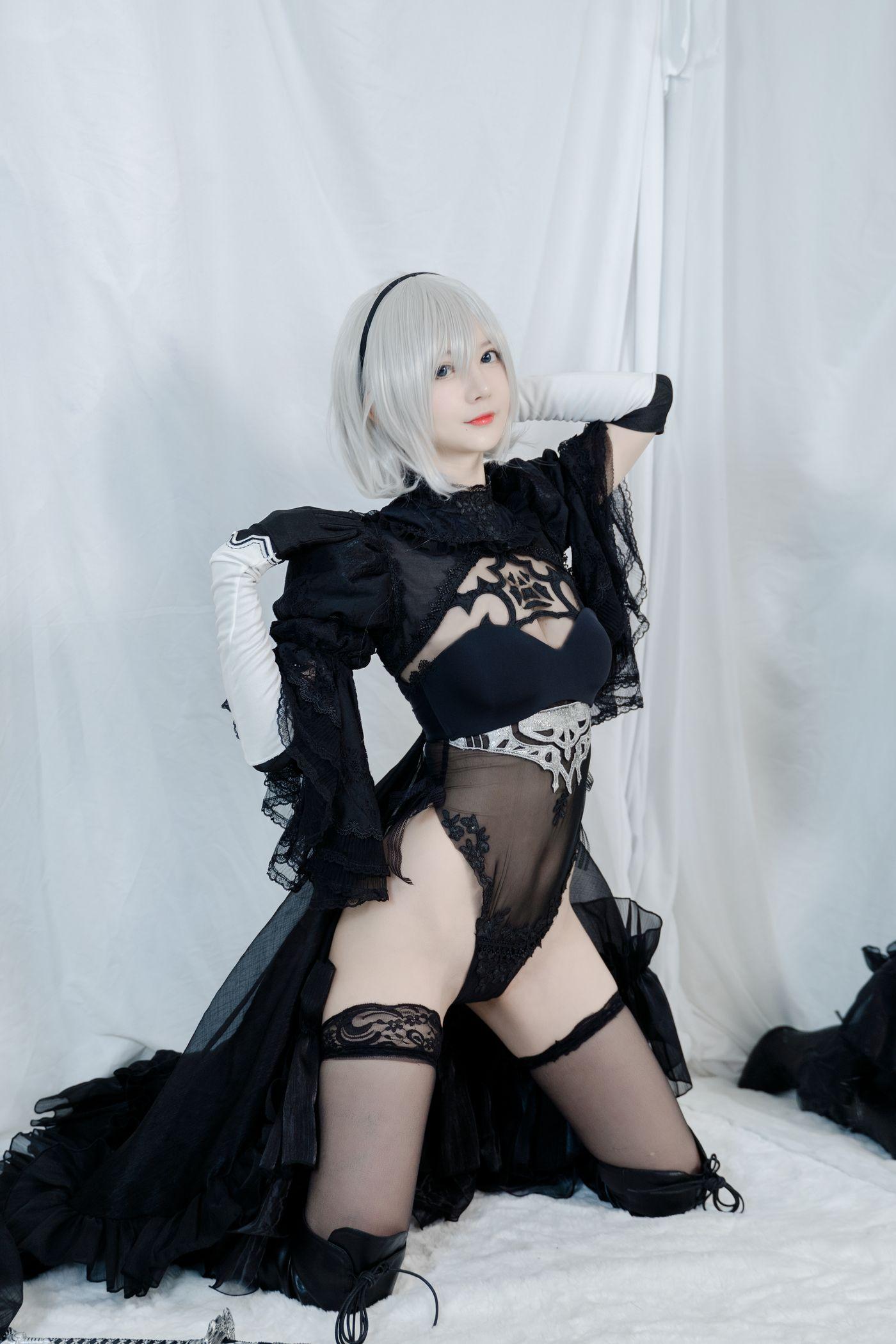 51酱 NO.003 2B黑婚纱 [53P]插图1