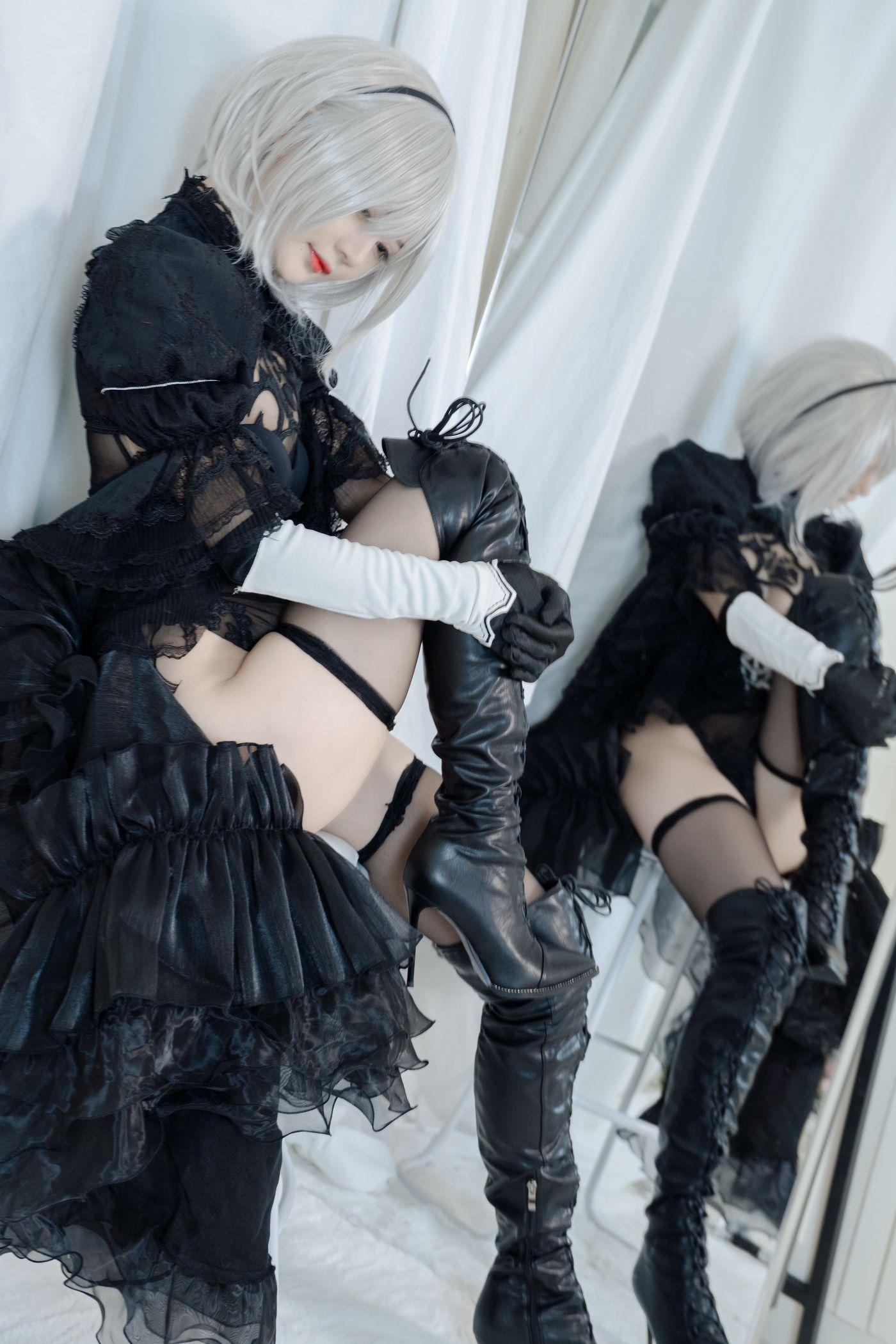 51酱 NO.003 2B黑婚纱 [53P]插图2