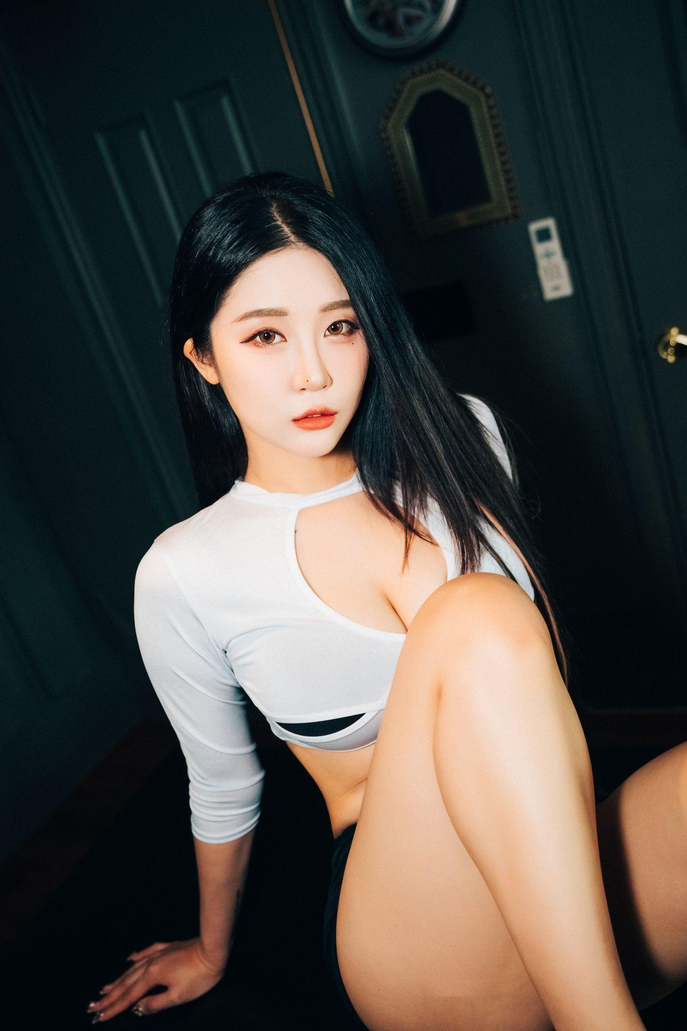 Bomi (보미) LOOZY Roomate [53P]插图6