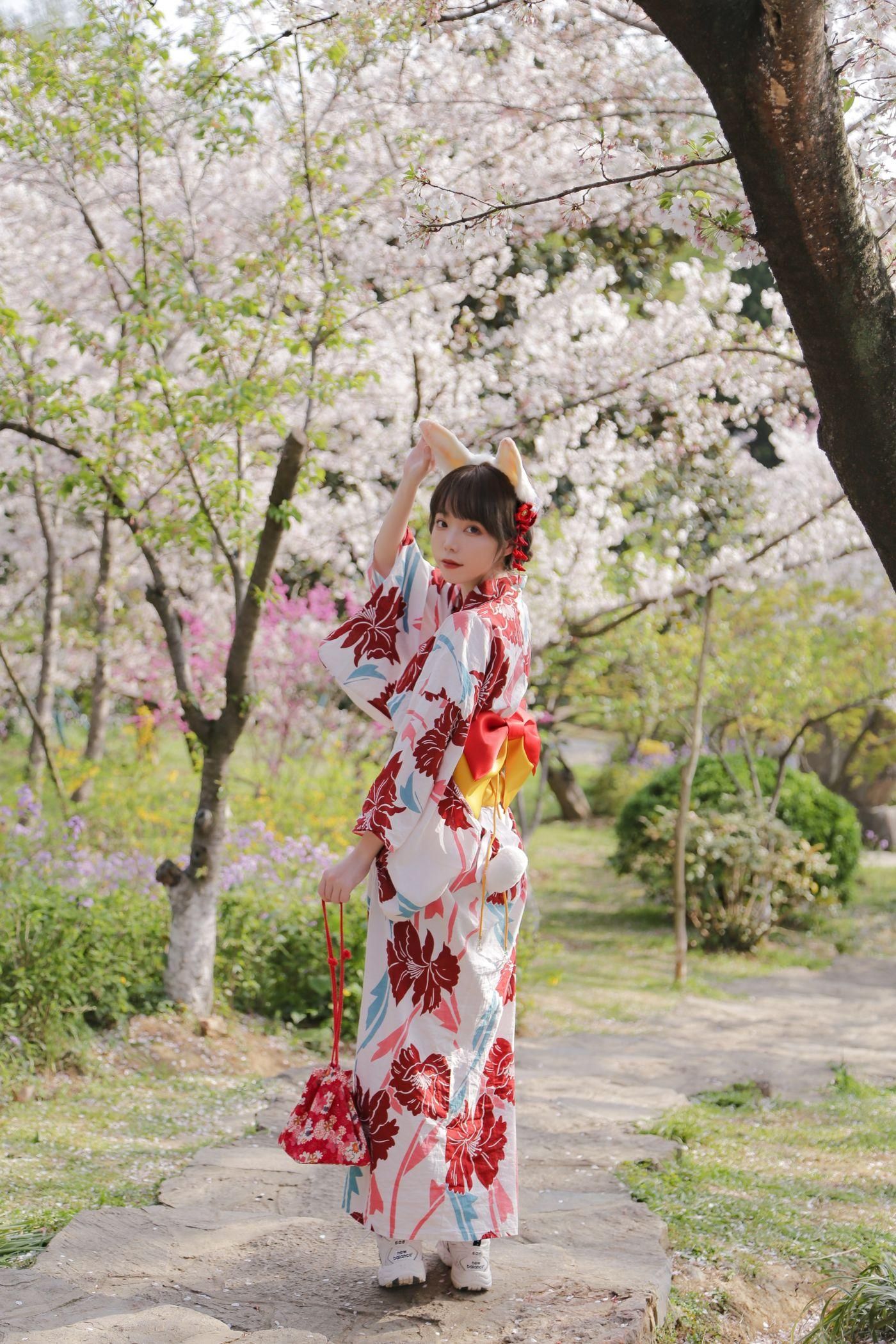 Fushii_海堂 NO.019 樱花兔兔 [34P]插图1