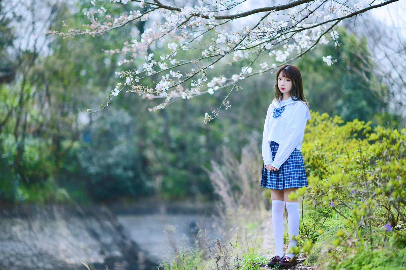 Fushii_海堂 NO.012 樱花树下 [41P]插图