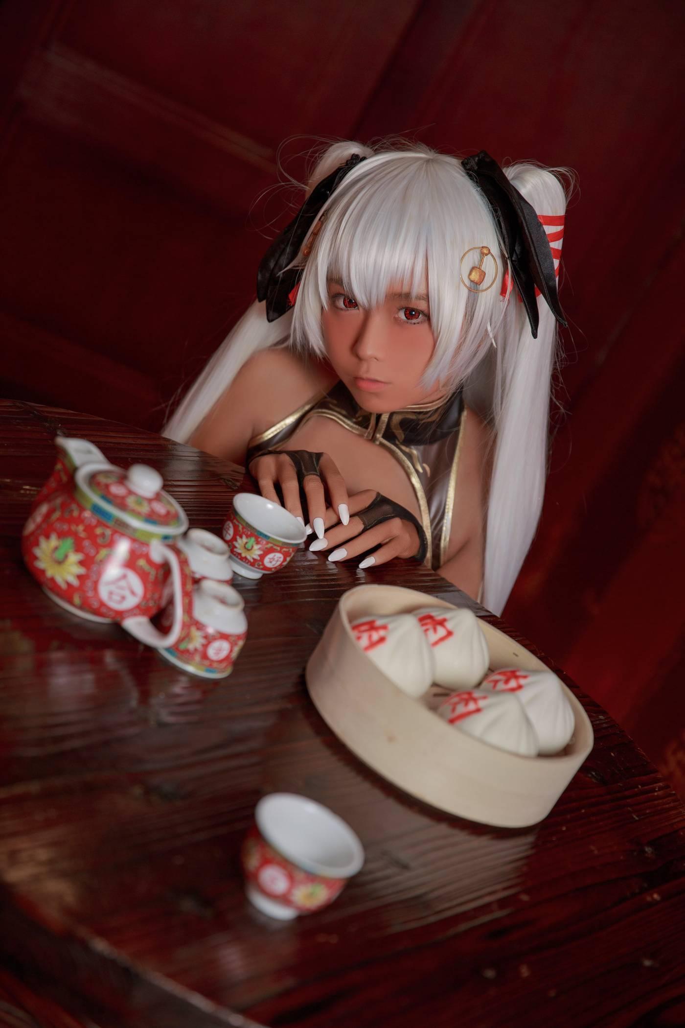 G44不会受伤 – NO.24 褐色旗袍娘 [18P]插图1