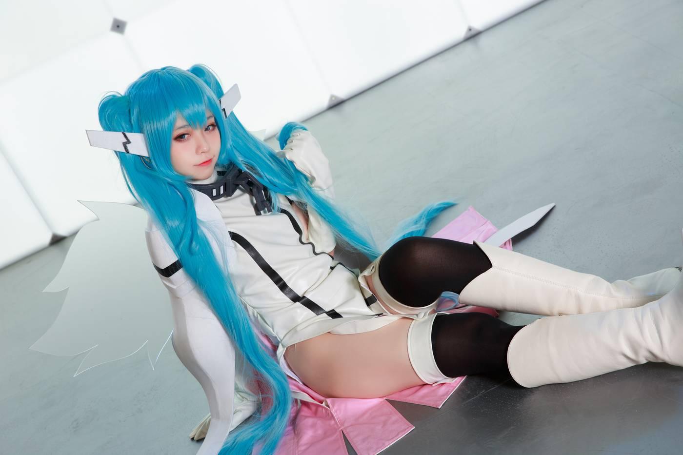 G44不会受伤 – NO.32 妮姆芙 [16P]插图