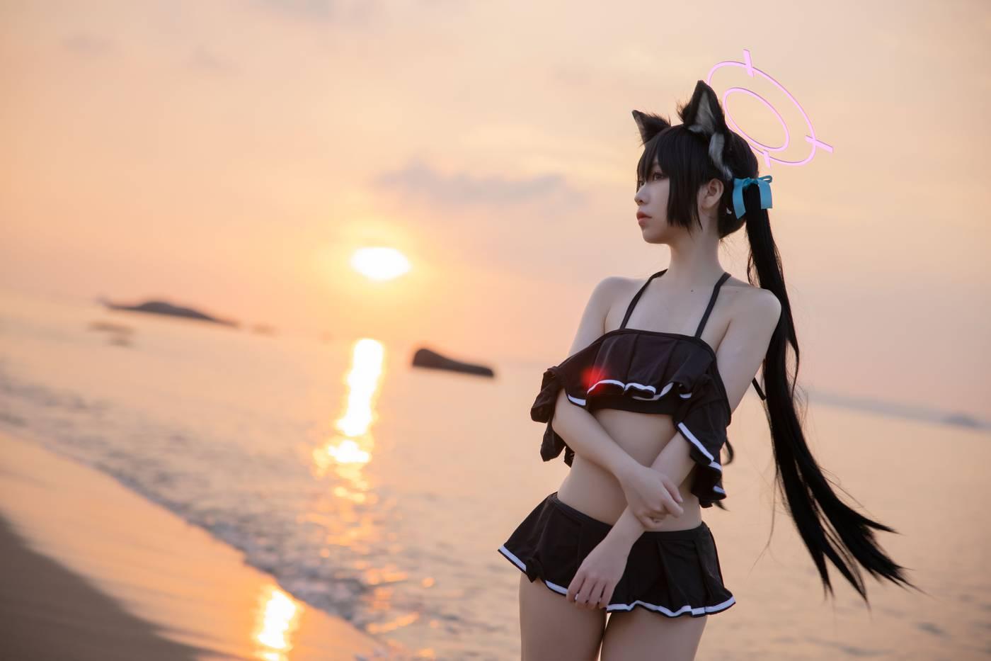 G44不会受伤 – NO.80 碧蓝档案 黑見芹香 海边泳装 [20P]插图6