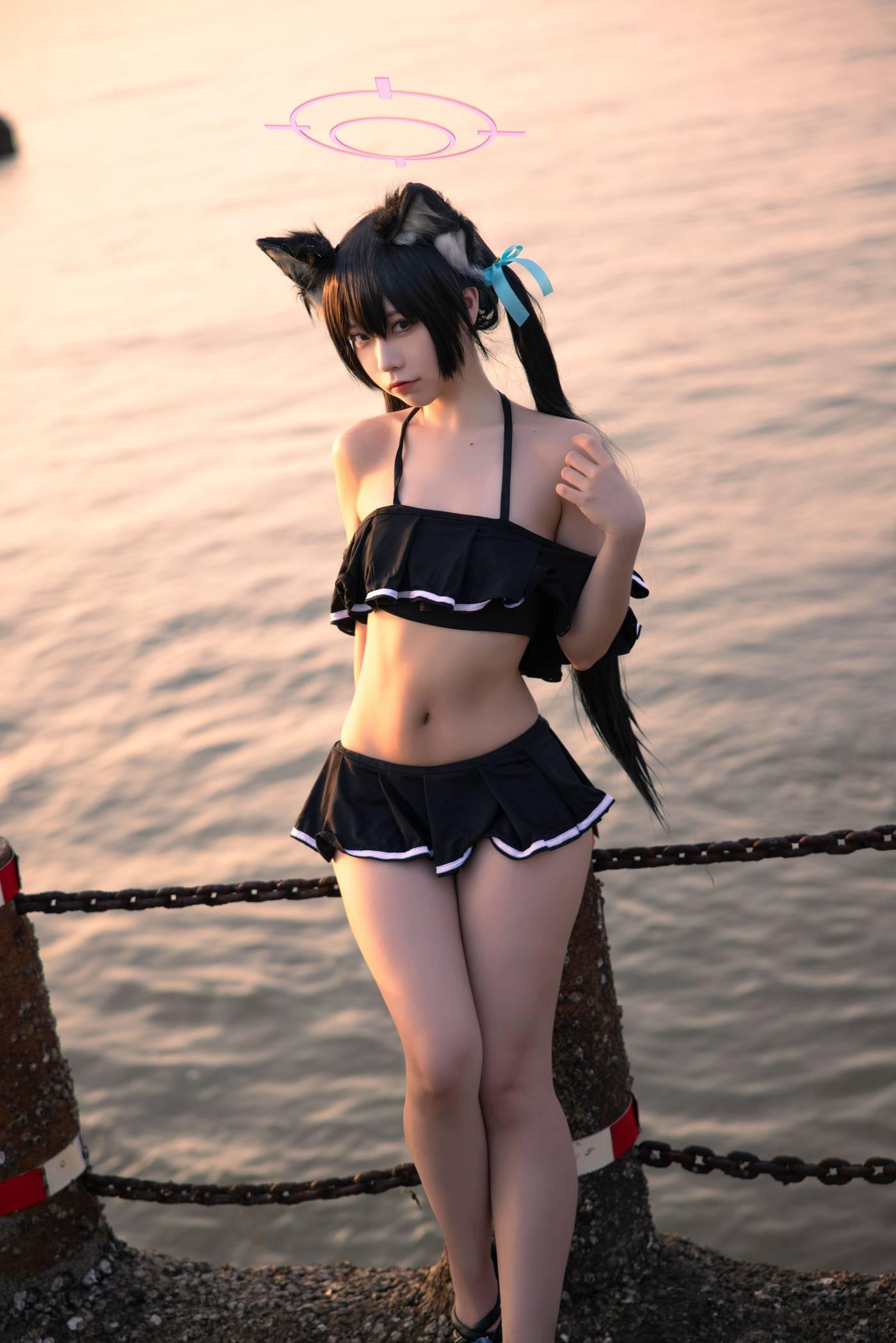 G44不会受伤 – NO.80 碧蓝档案 黑見芹香 海边泳装 [20P]插图3