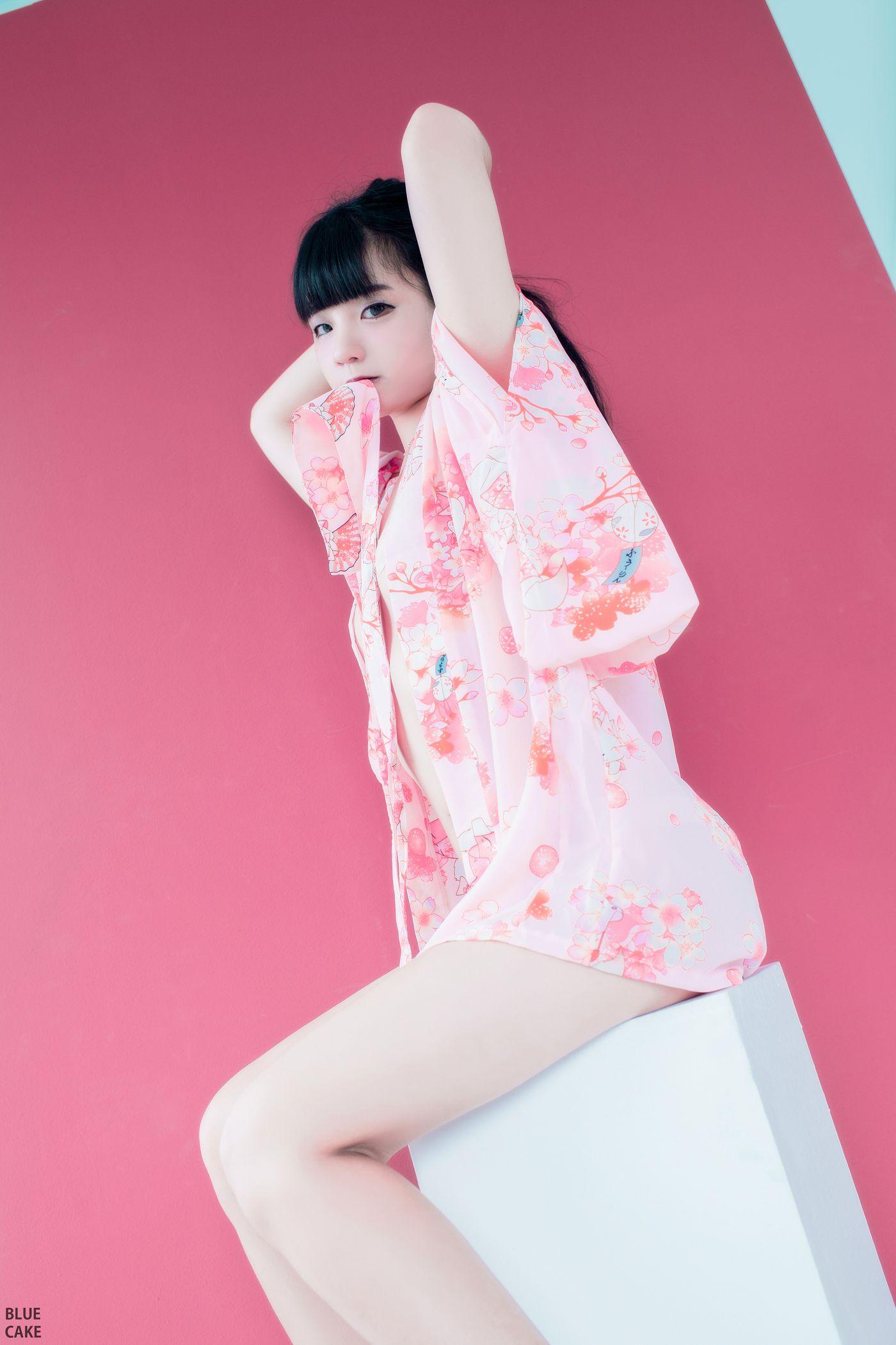 BLUECAKE] WHITE[99P]插图