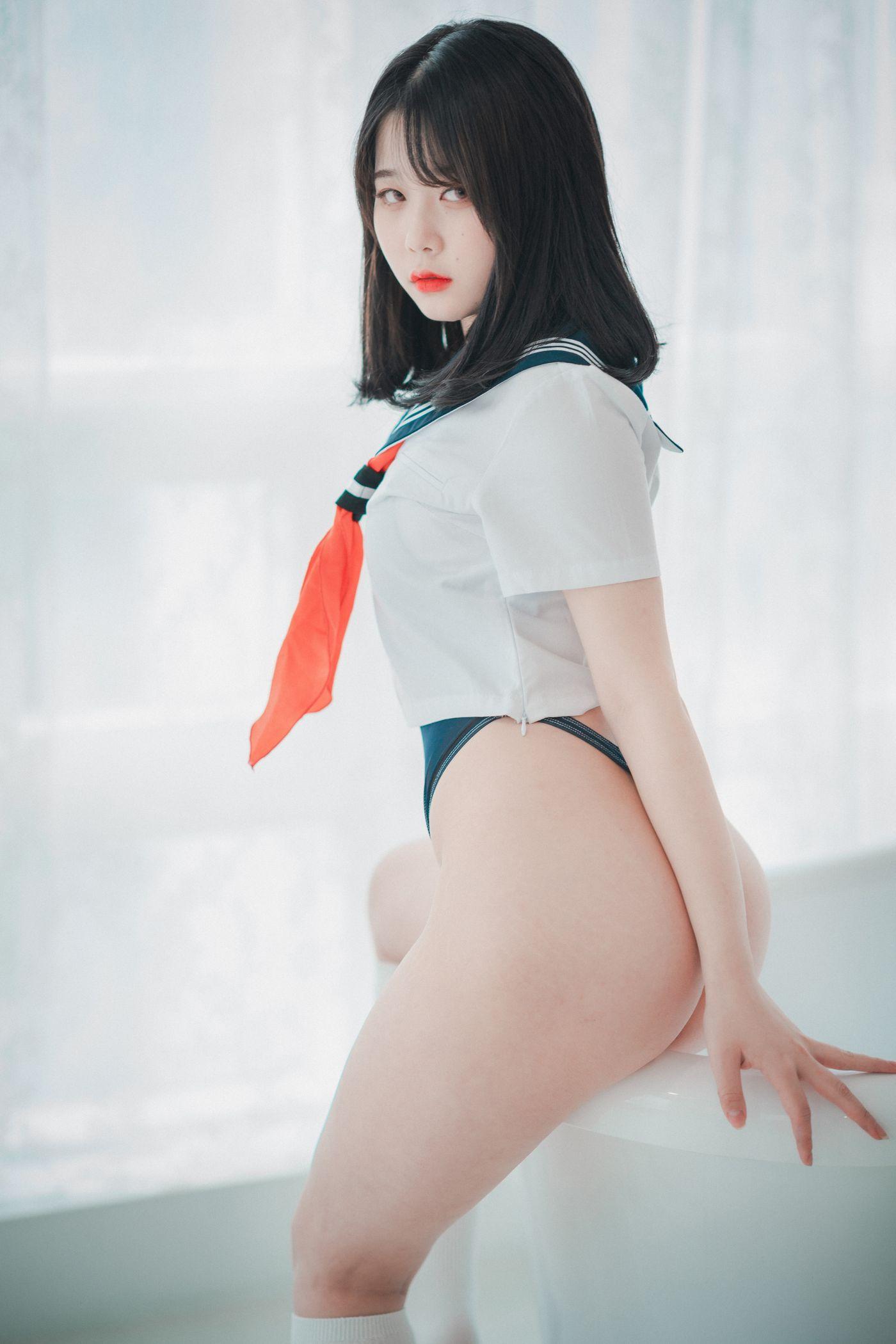 Zia (지아)  NO.015 DJAWA Photo Swimming Lessons [48P]插图7
