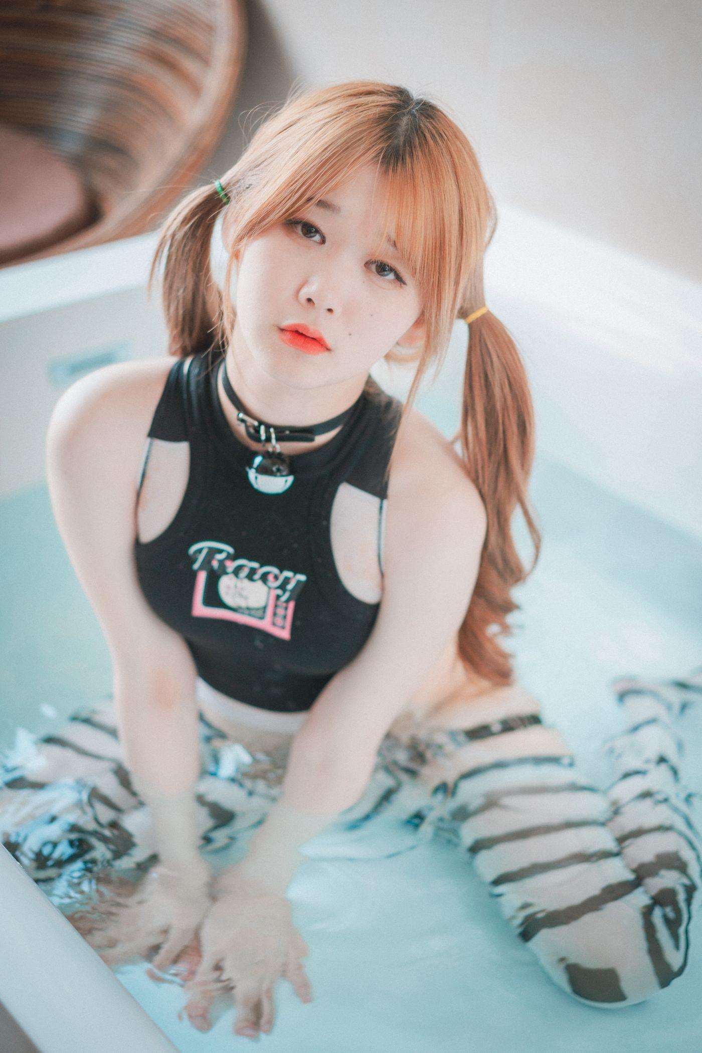 Zia (지아)  NO.016 DJAWA Photo Swimming Lessons #2 [76P]插图9