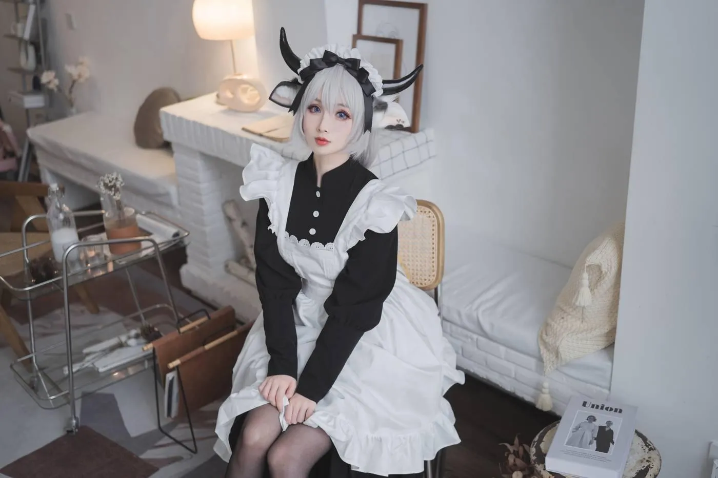 rioko凉凉子 NO.063 贴心的牛奶女仆[45P]插图1