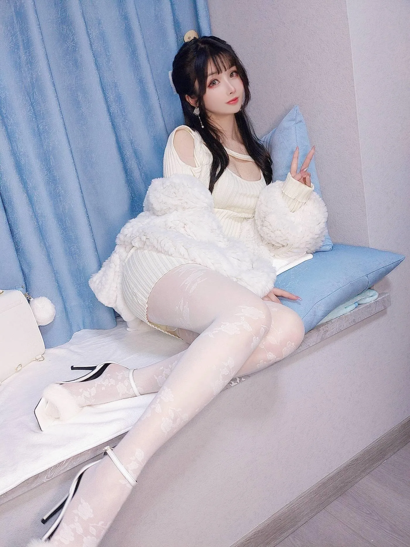 rioko凉凉子 NO.086 元宵节特辑[25P]插图1