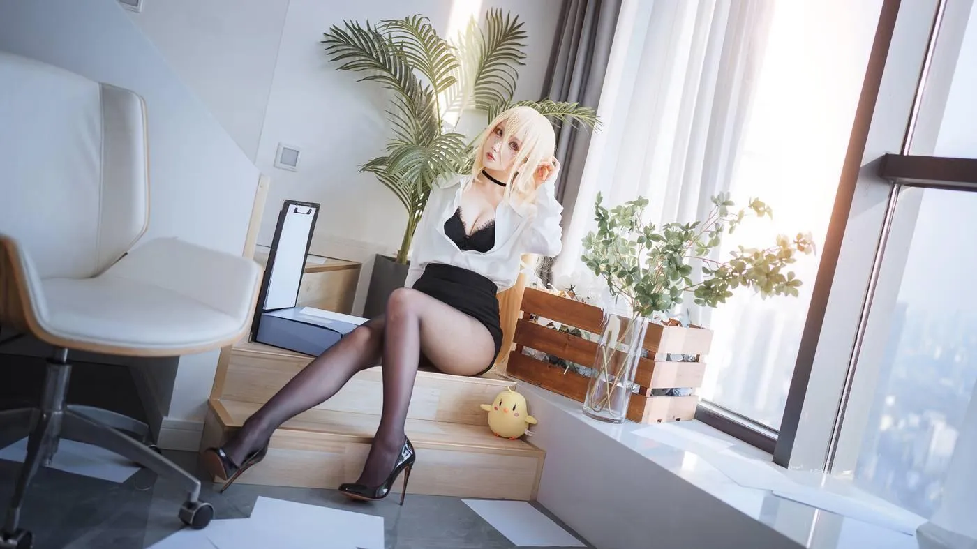 rioko凉凉子 NO.112 办公室的意外[31P]插图4