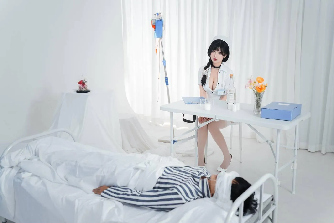 rioko凉凉子 NO.079《年上の韵》采集室实习护士[38P]插图2