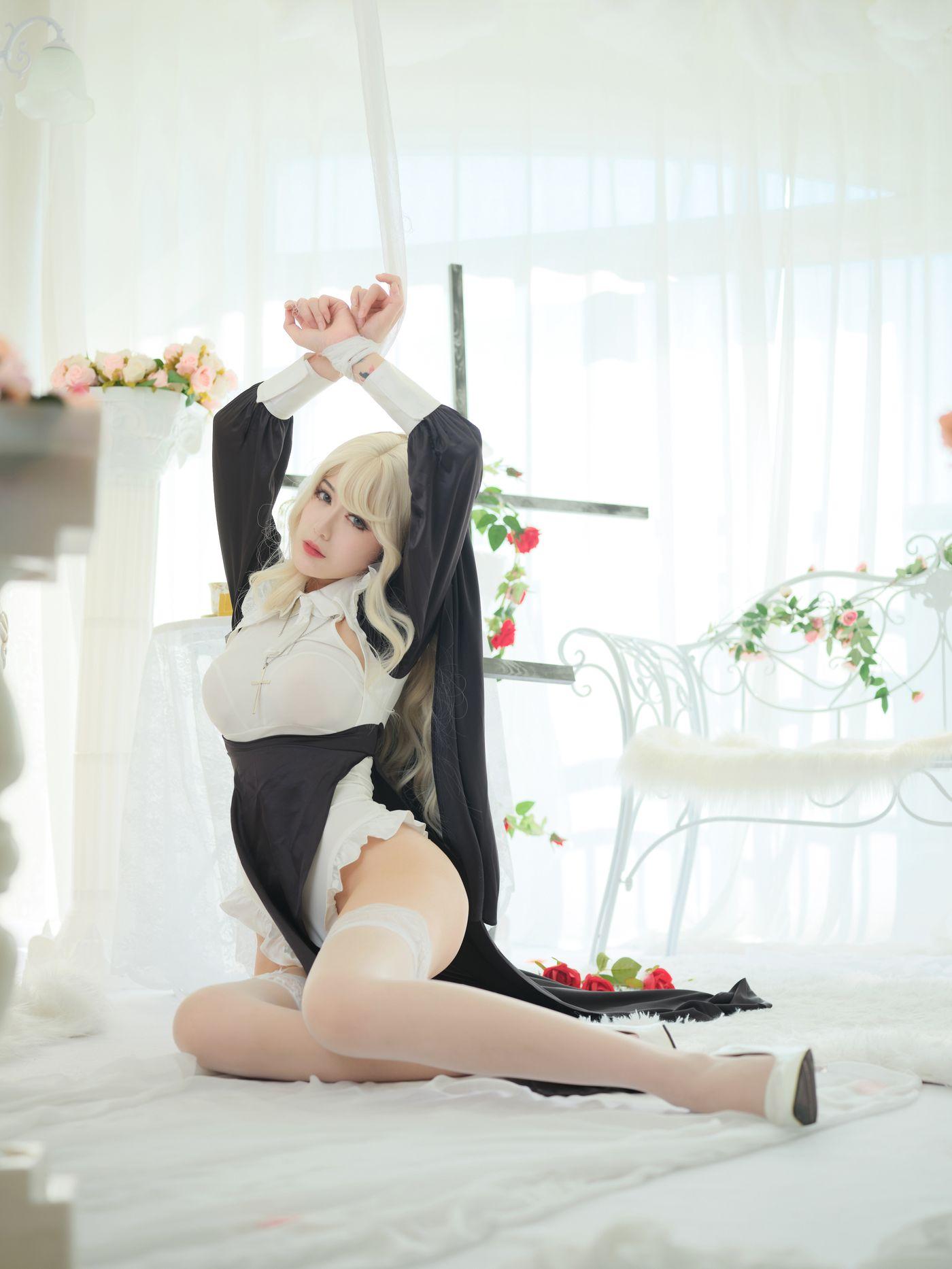 一米八的大梨子 NO.014 修女[36P]插图8