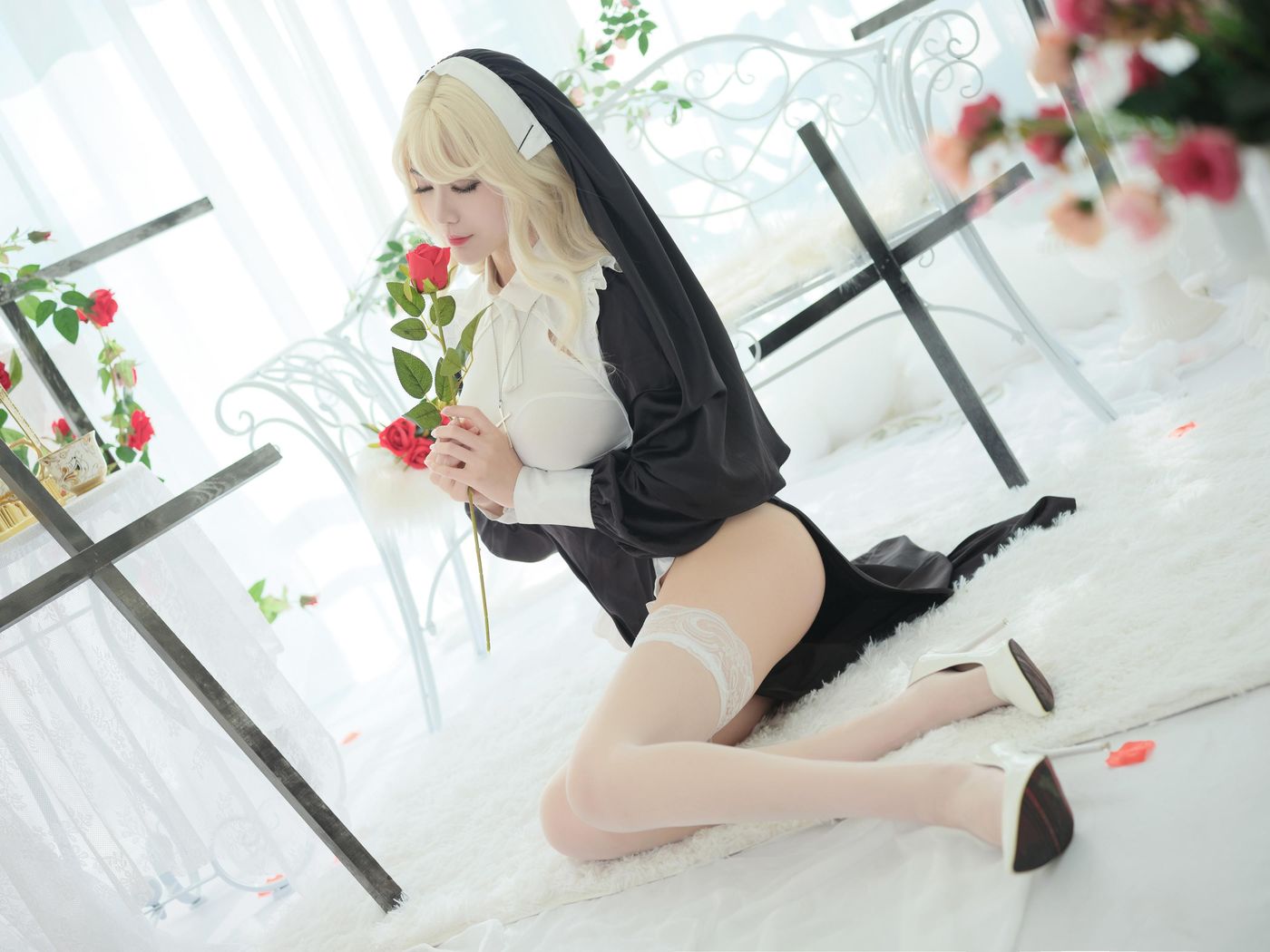 一米八的大梨子 NO.014 修女[36P]插图1