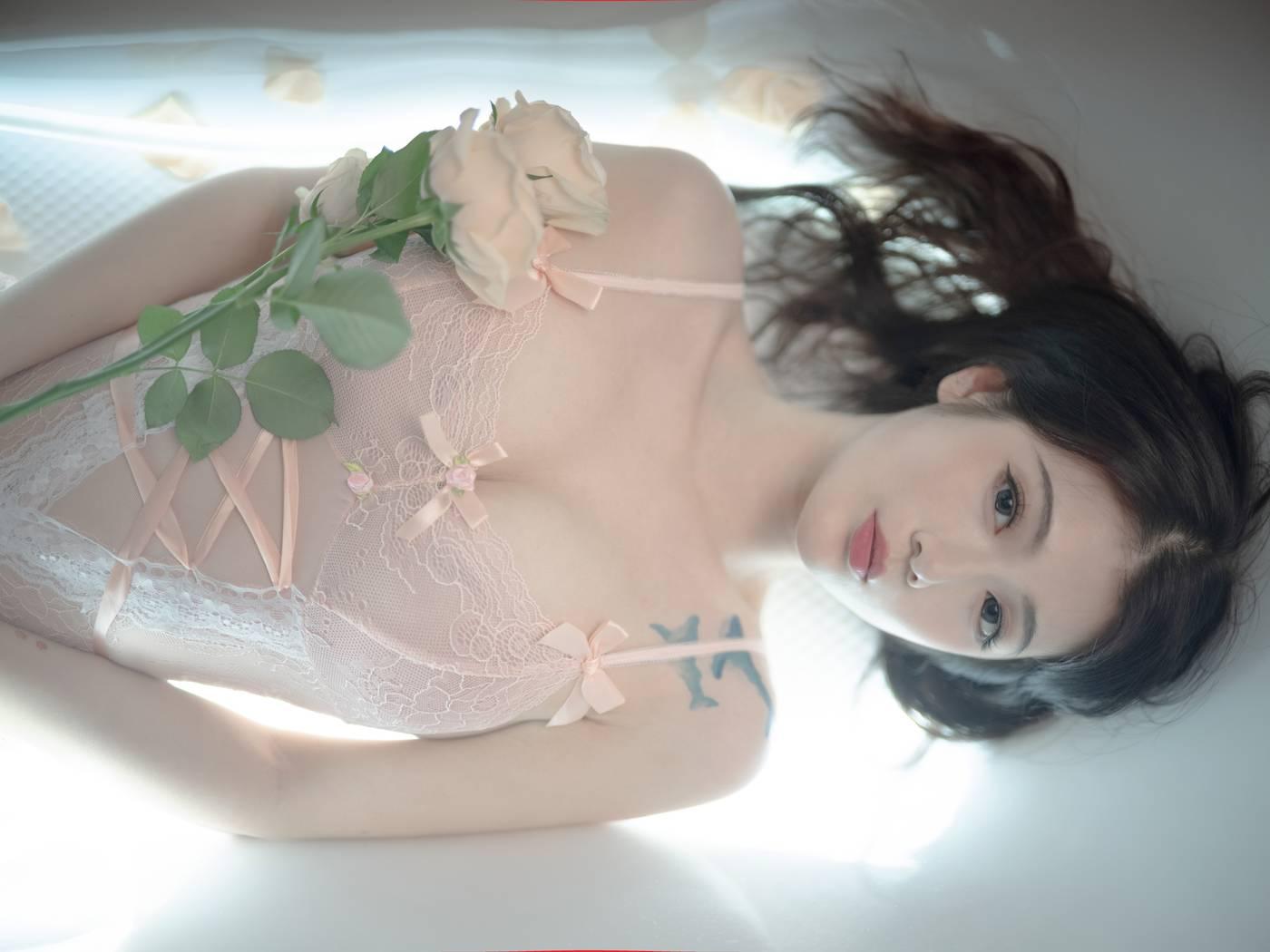 一米八的大梨子 – NO.16 思念如苦海 [40P]插图9