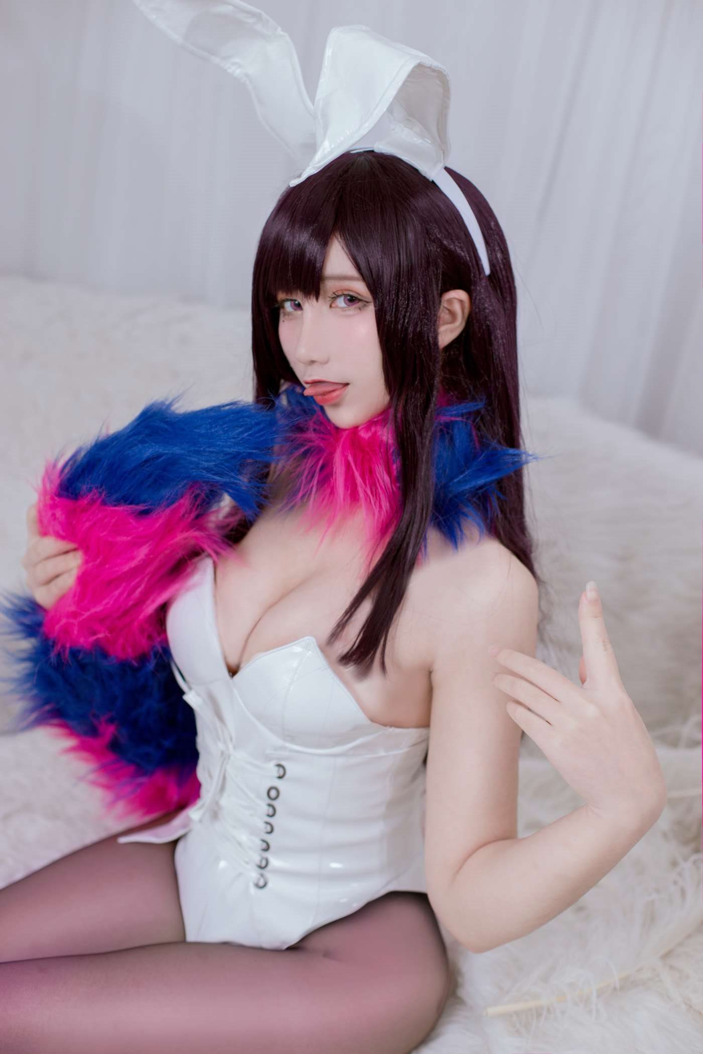 九曲Jean  恶魔姐姐 [19P]插图4
