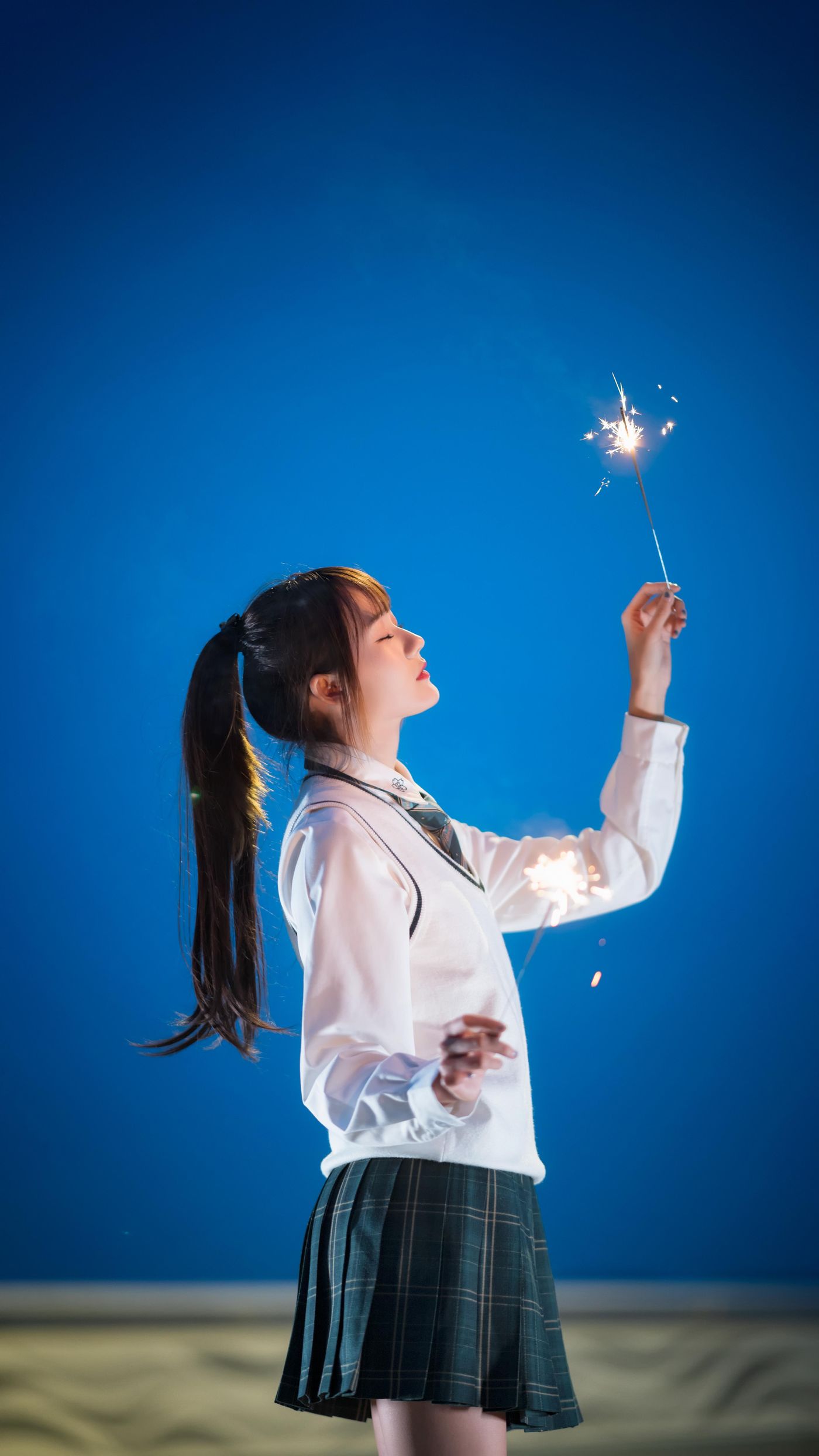 兔子Zzz不吃胡萝卜 NO.078 青草味的河堤[25P]插图3