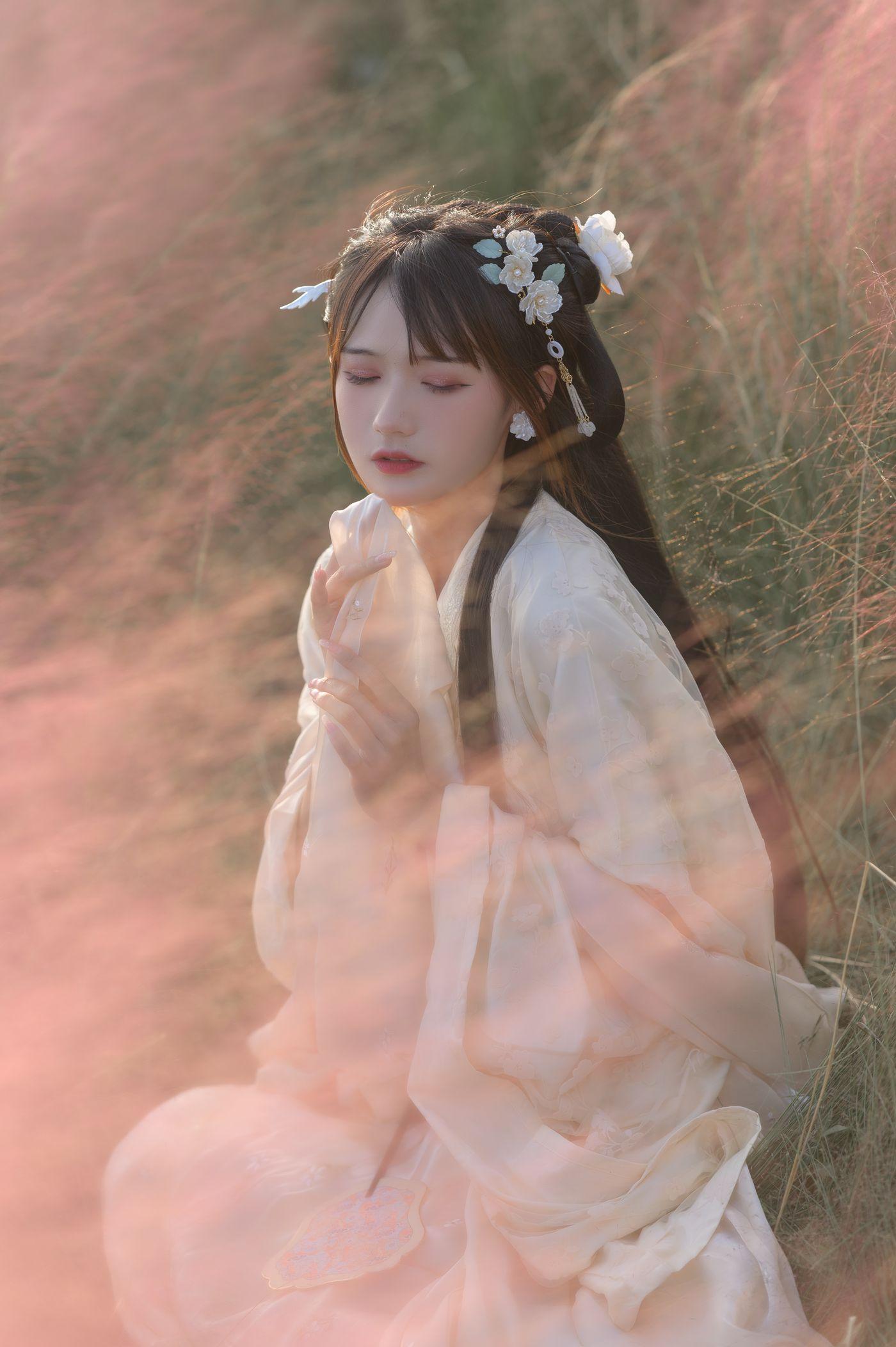 兔子Zzz不吃胡萝卜 NO.079 秋风动情[27P]插图1